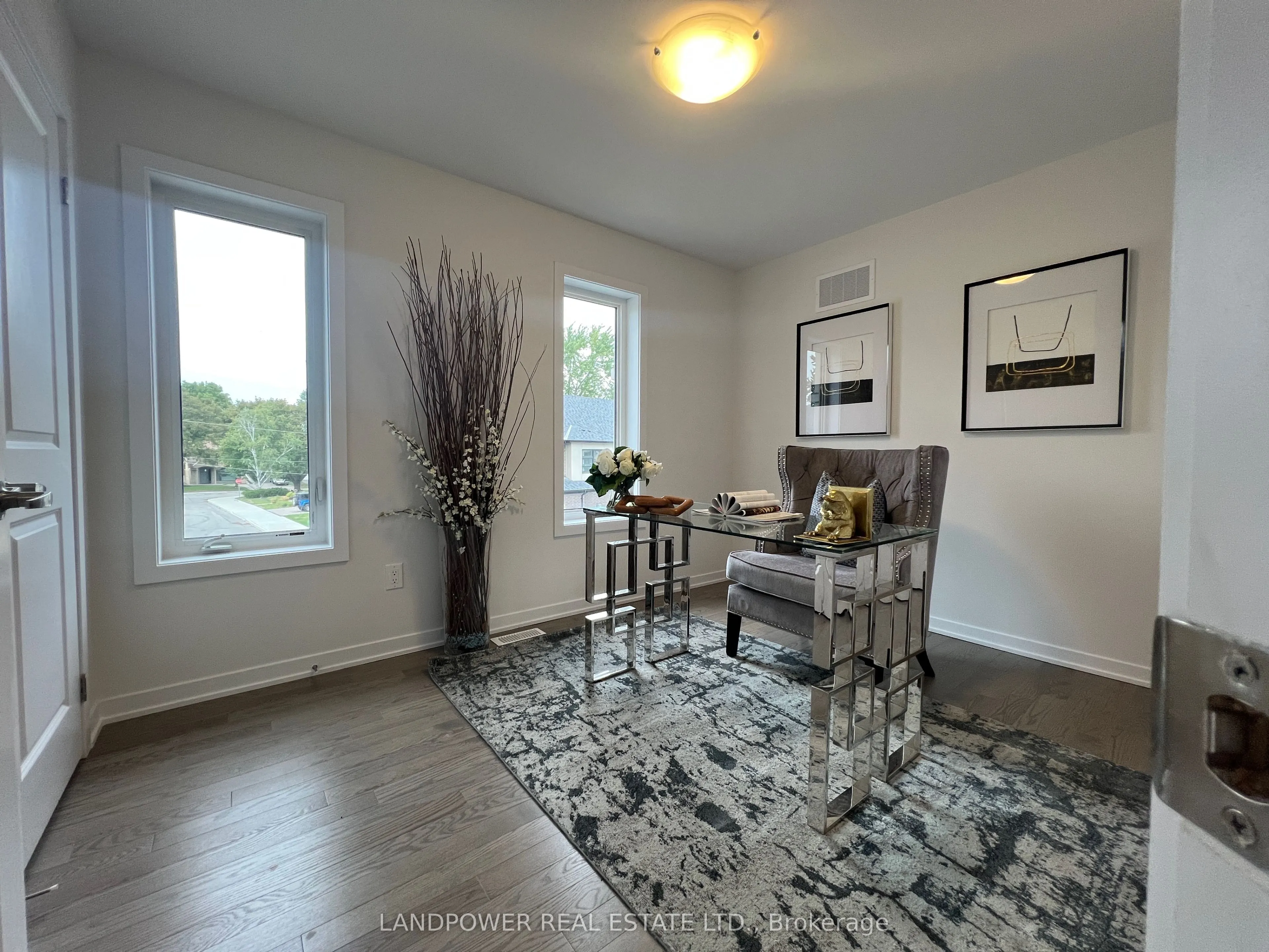 157 Anna Russell Way