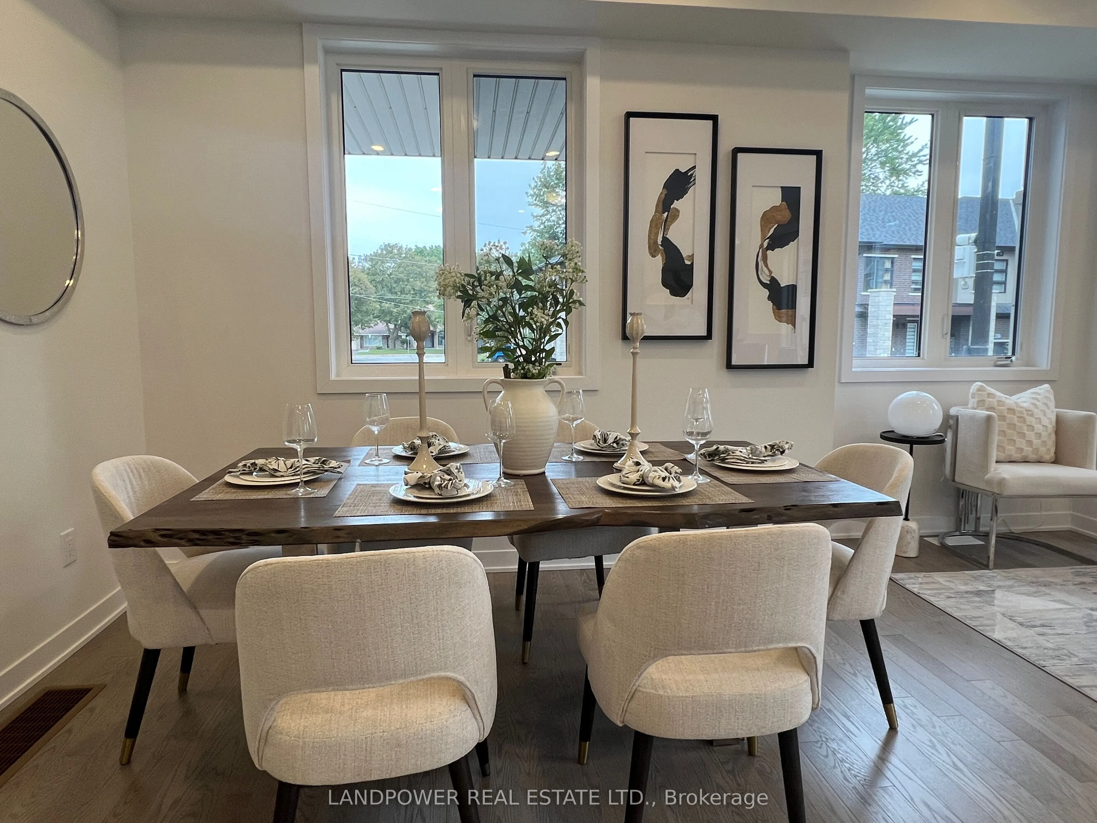 157 Anna Russell Way