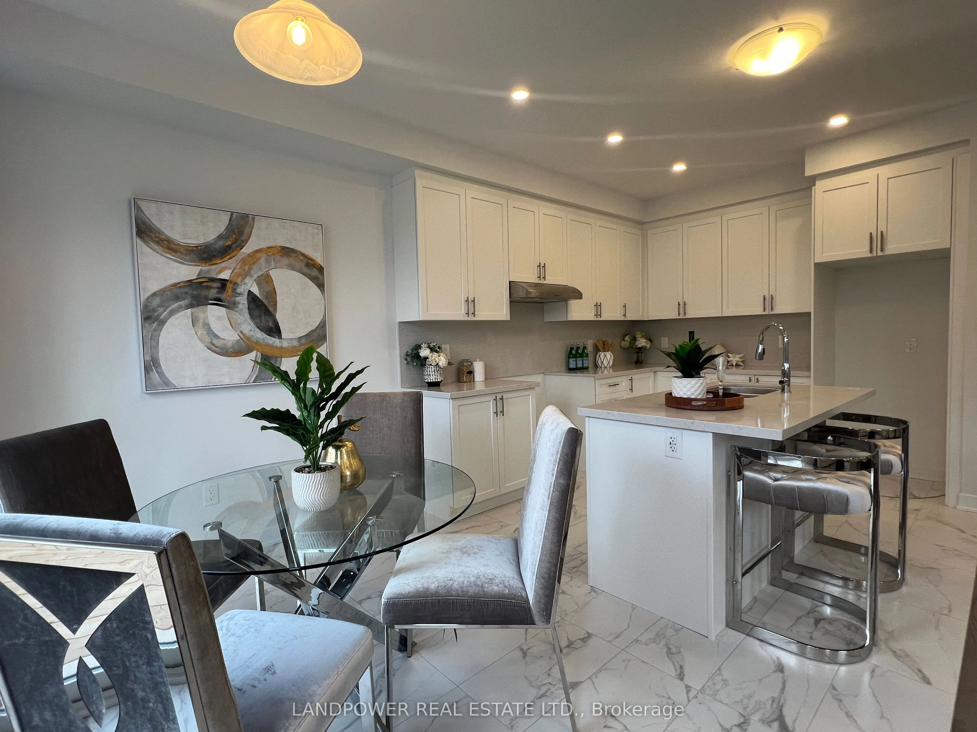 157 Anna Russell Way