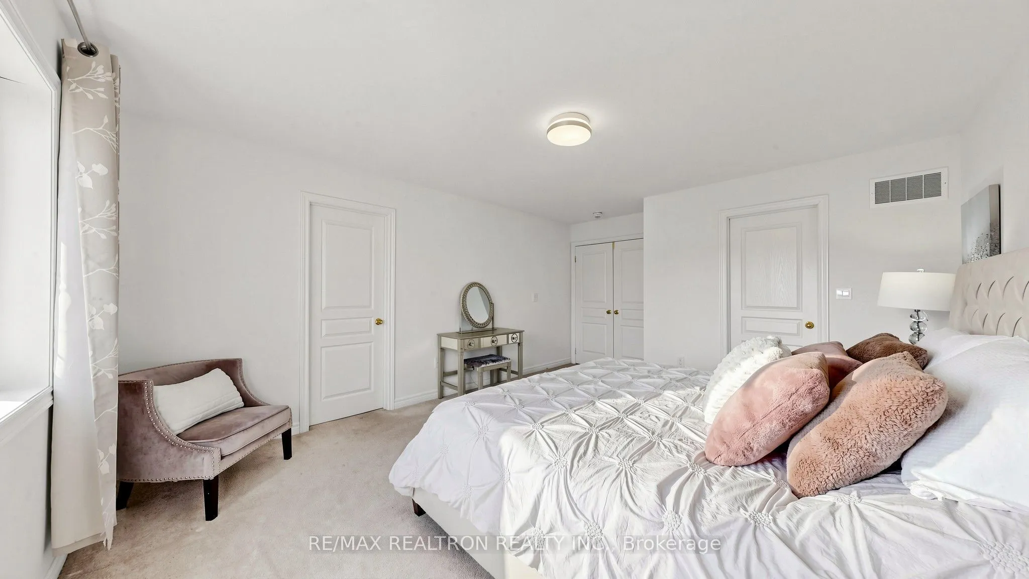 23 Foxberry Road