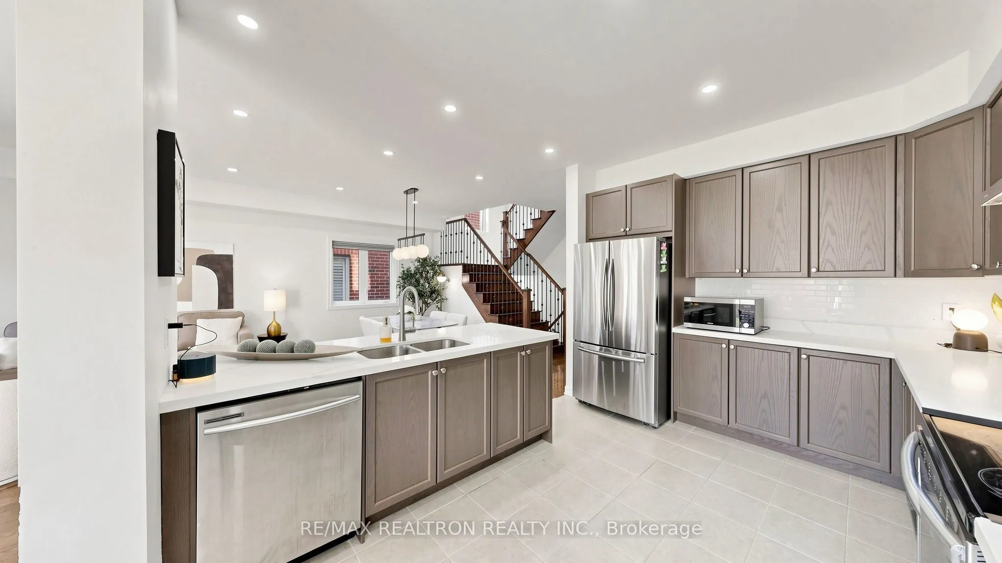 23 Foxberry Road