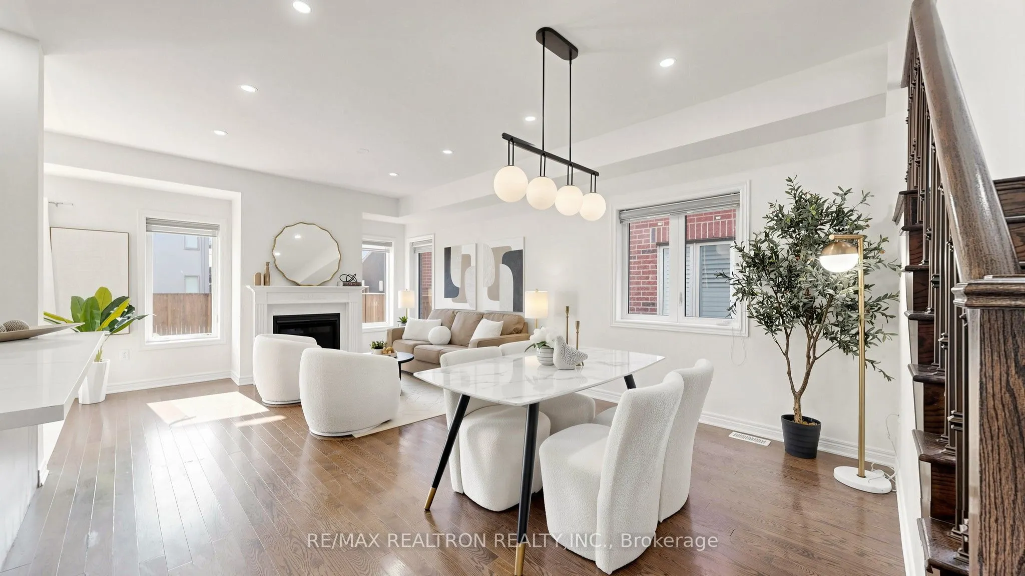 23 Foxberry Road