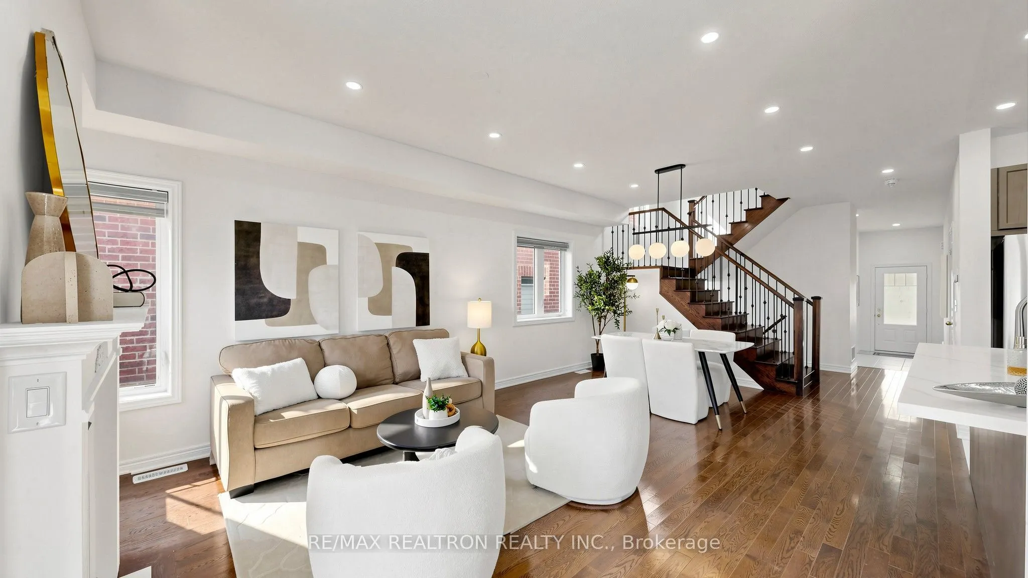 23 Foxberry Road