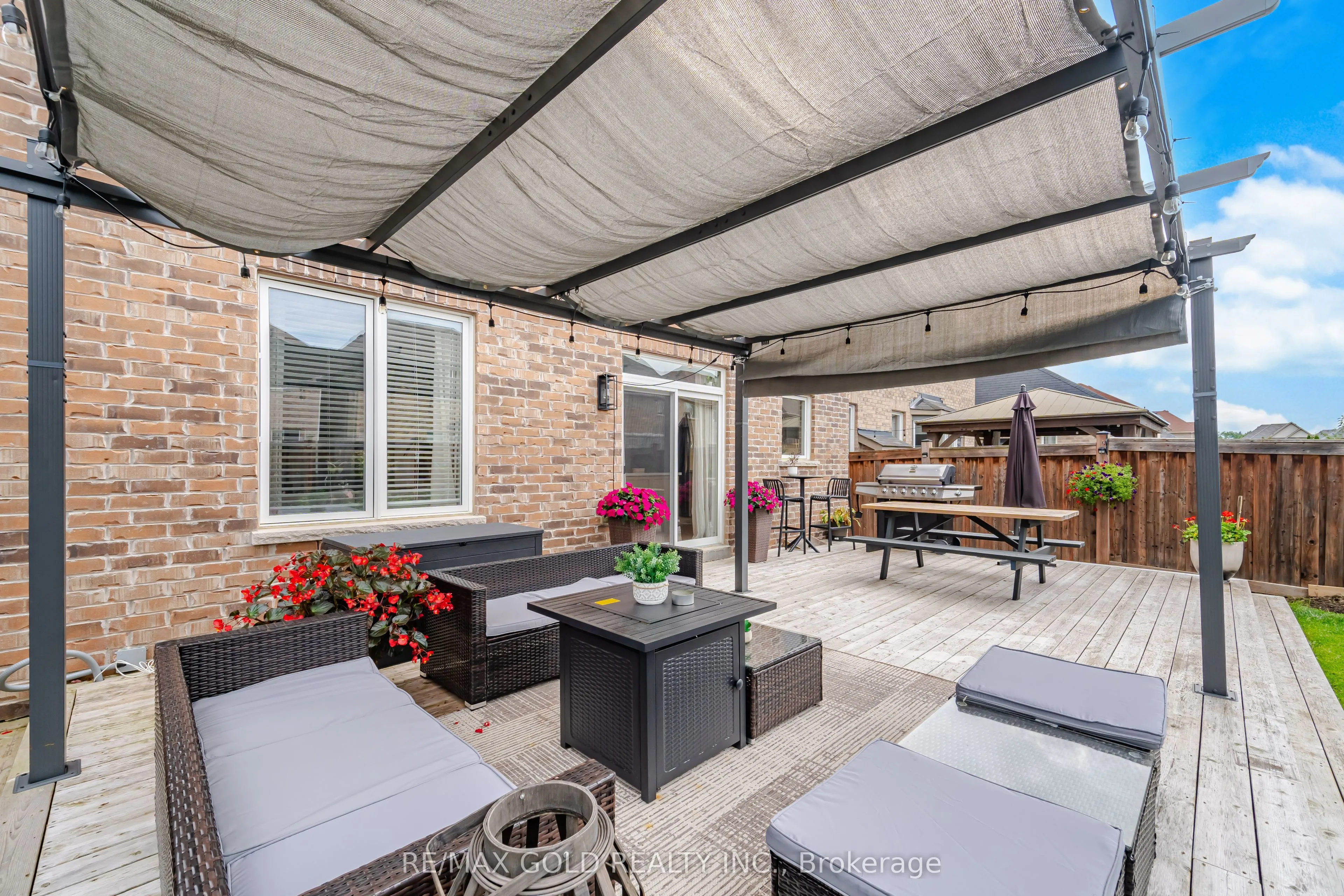 24 Gunning Crescent E