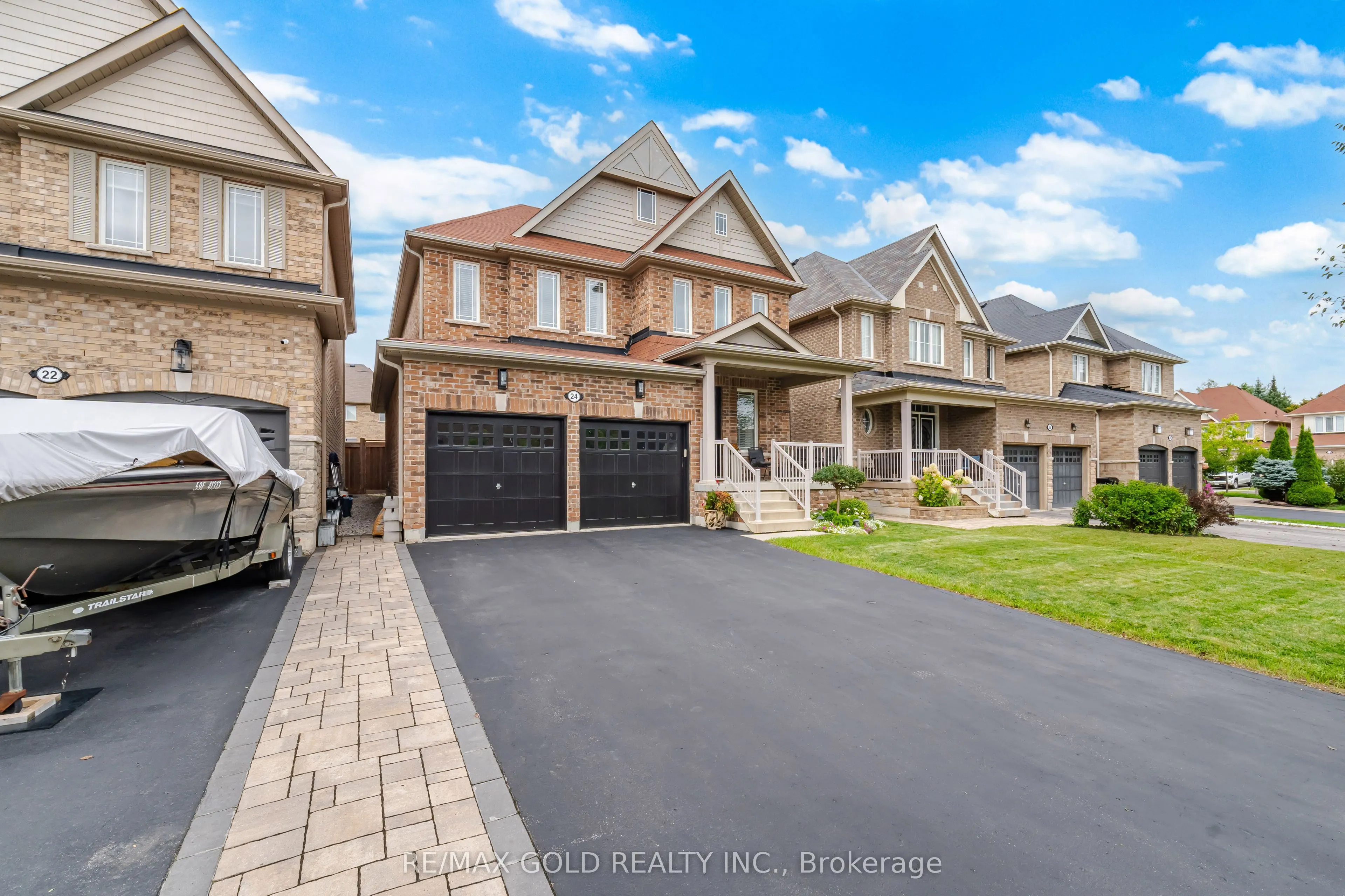 24 Gunning Crescent E