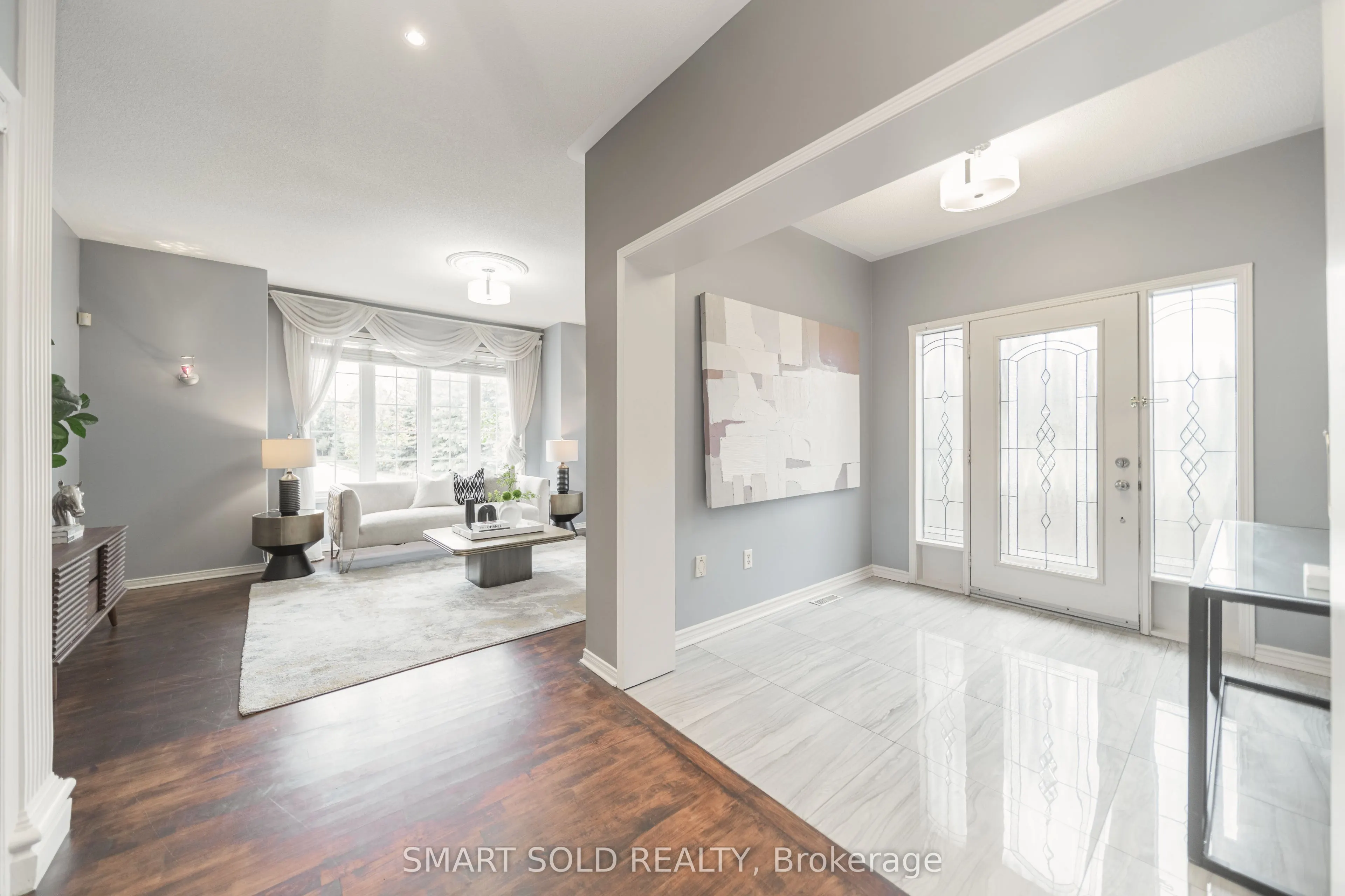 16 Courtney Crescent