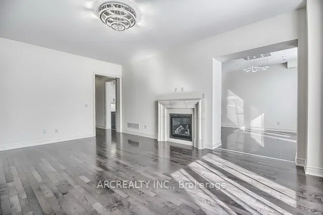 79 Baldry Avenue