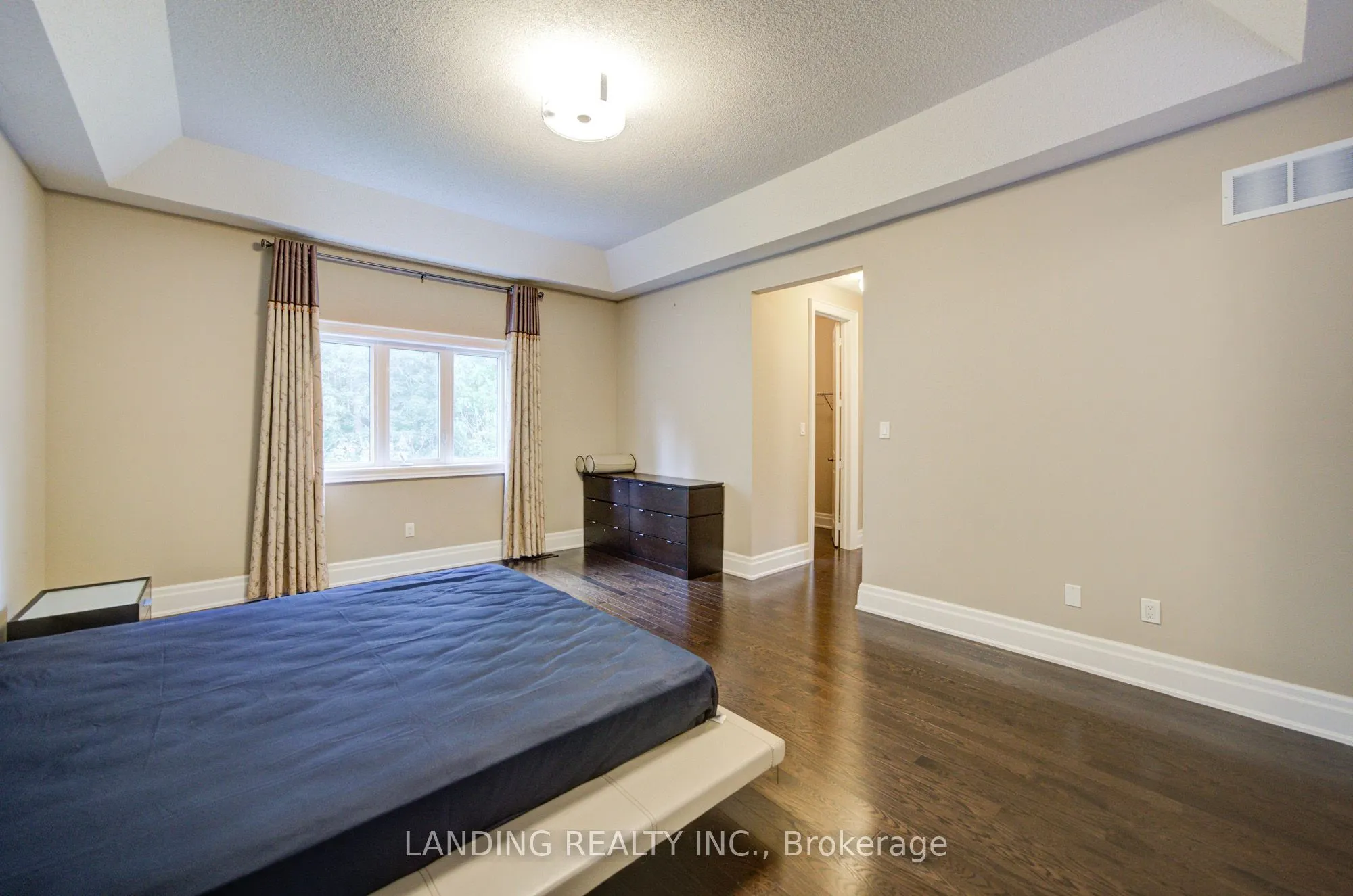 57 Strawbridge Farm Drive