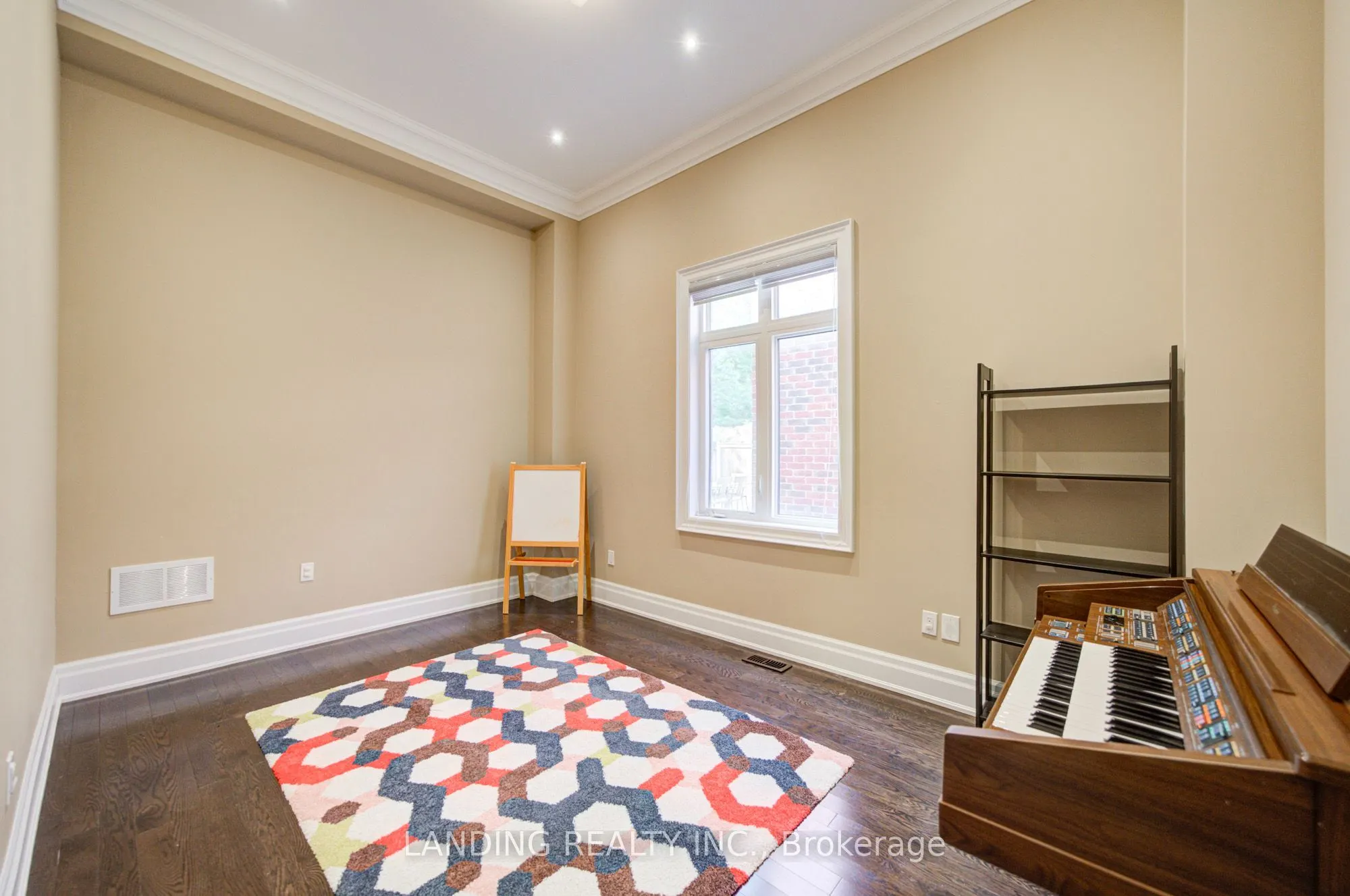 57 Strawbridge Farm Drive