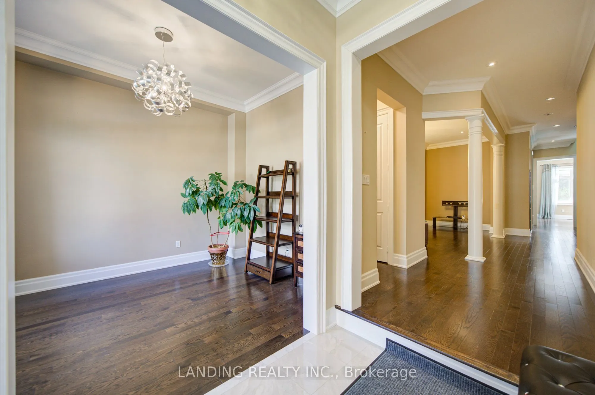 57 Strawbridge Farm Drive