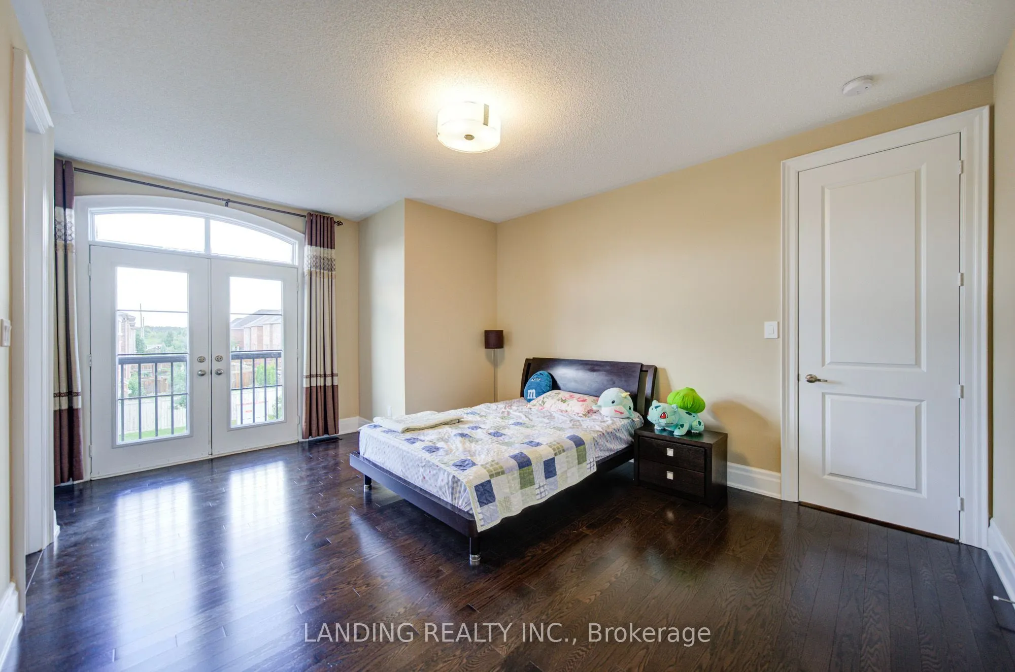 57 Strawbridge Farm Drive