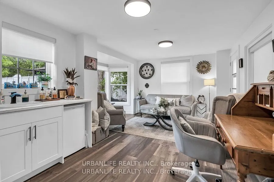 18967 Leslie Street #2A