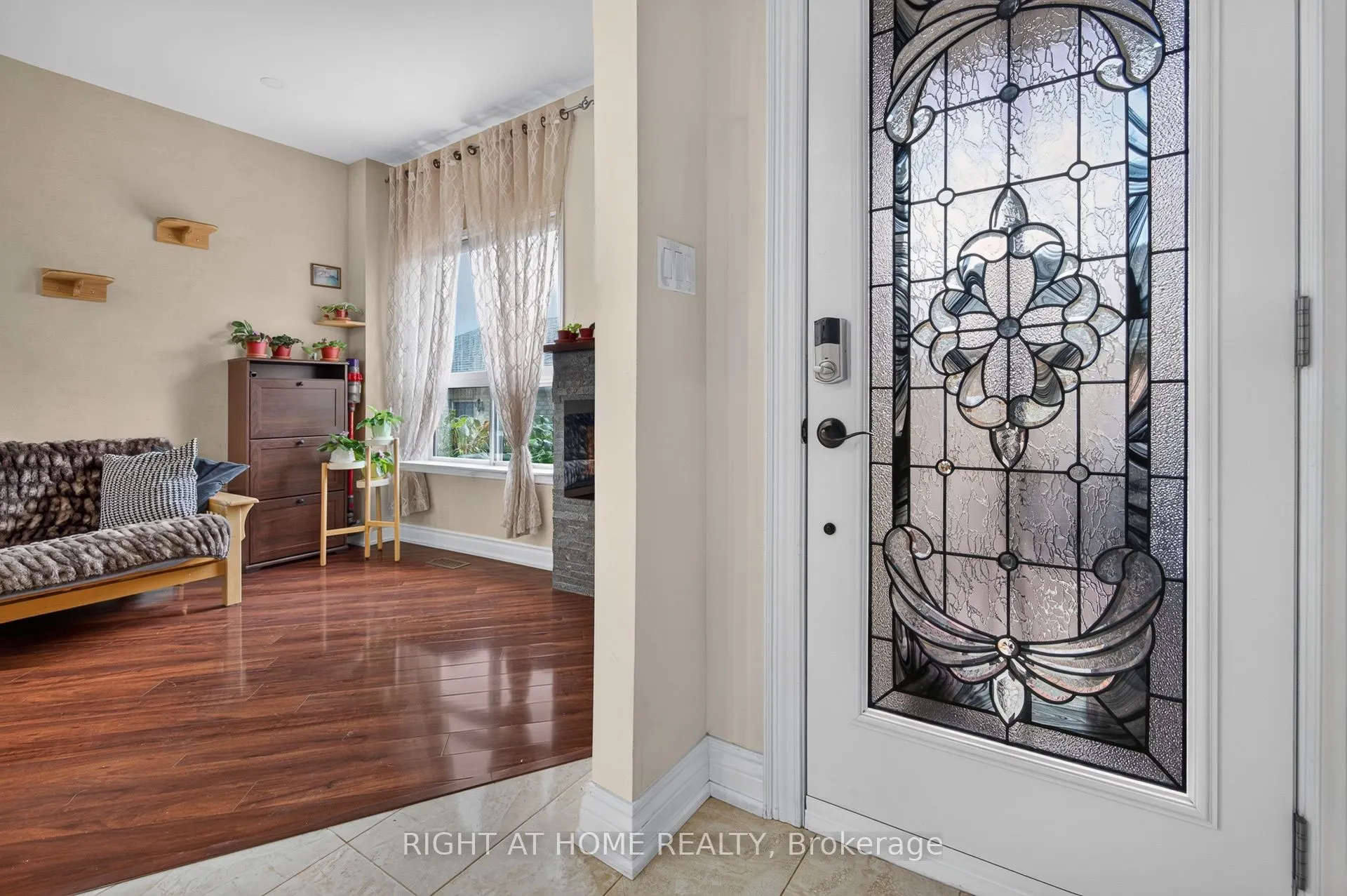 4 Forest Run Boulevard