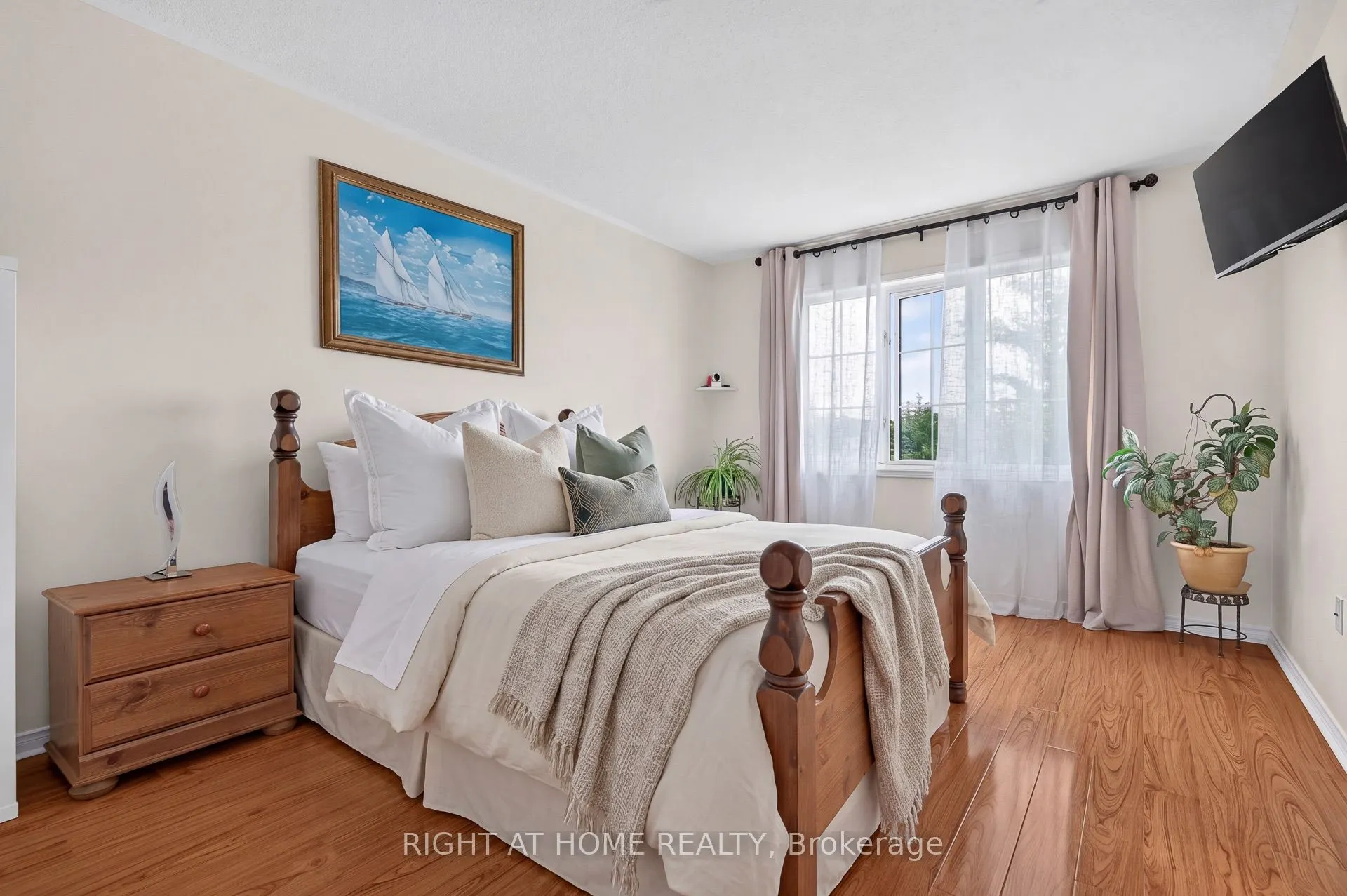 4 Forest Run Boulevard