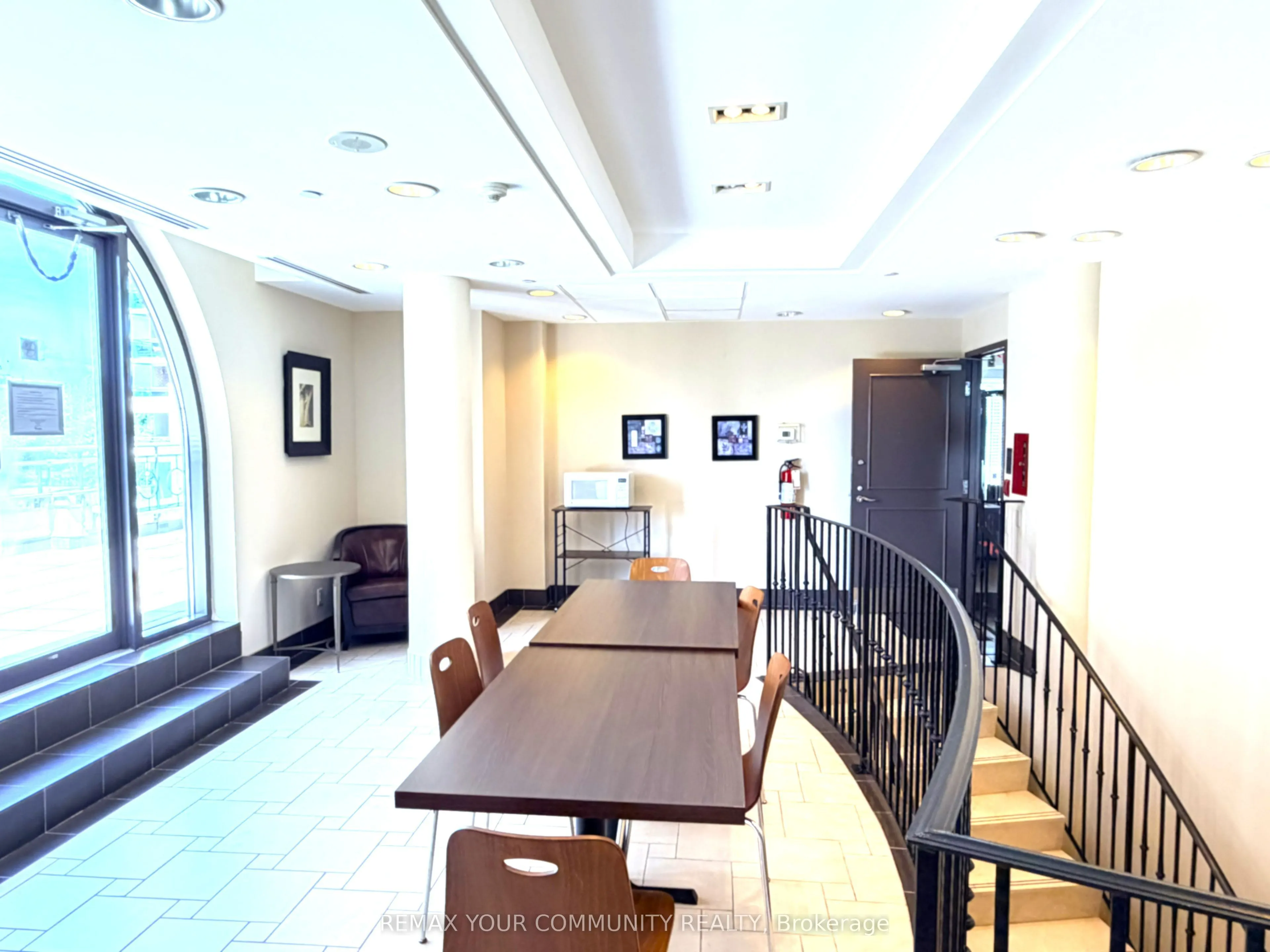 330 Red Maple Road #311