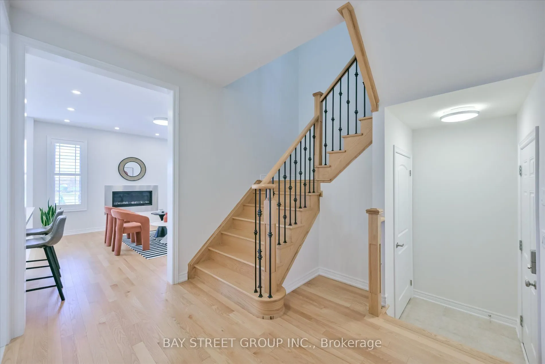 62 Roth Street