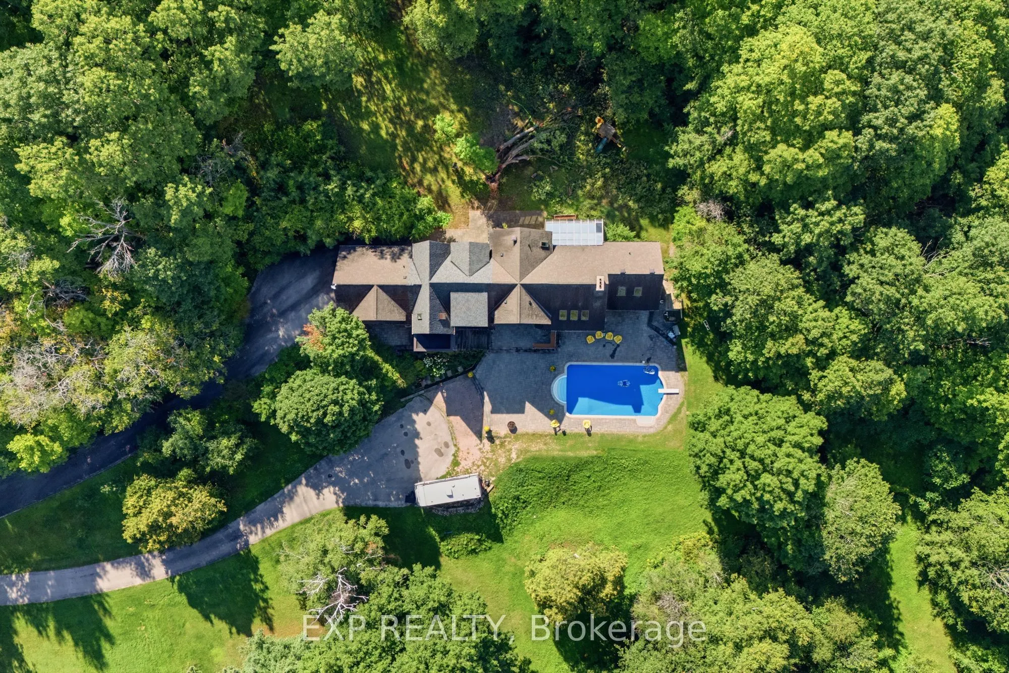 1785 Davis Drive W