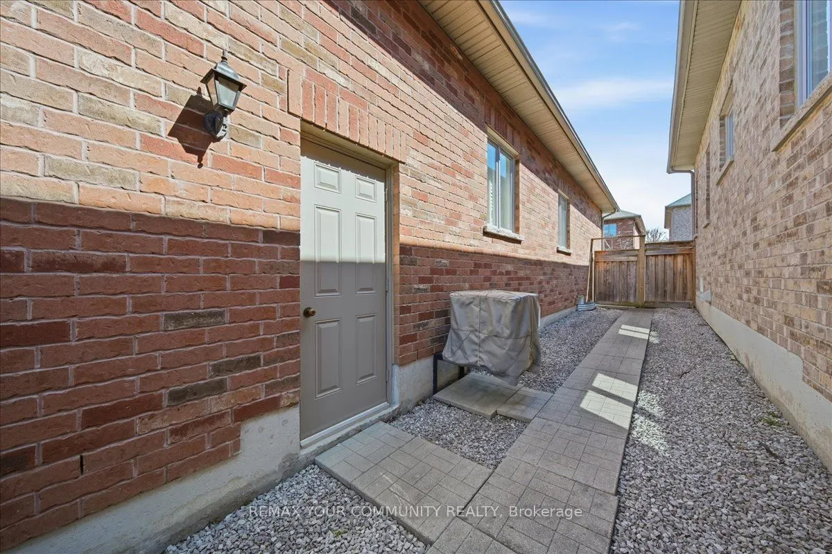 51 Tonner Crescent