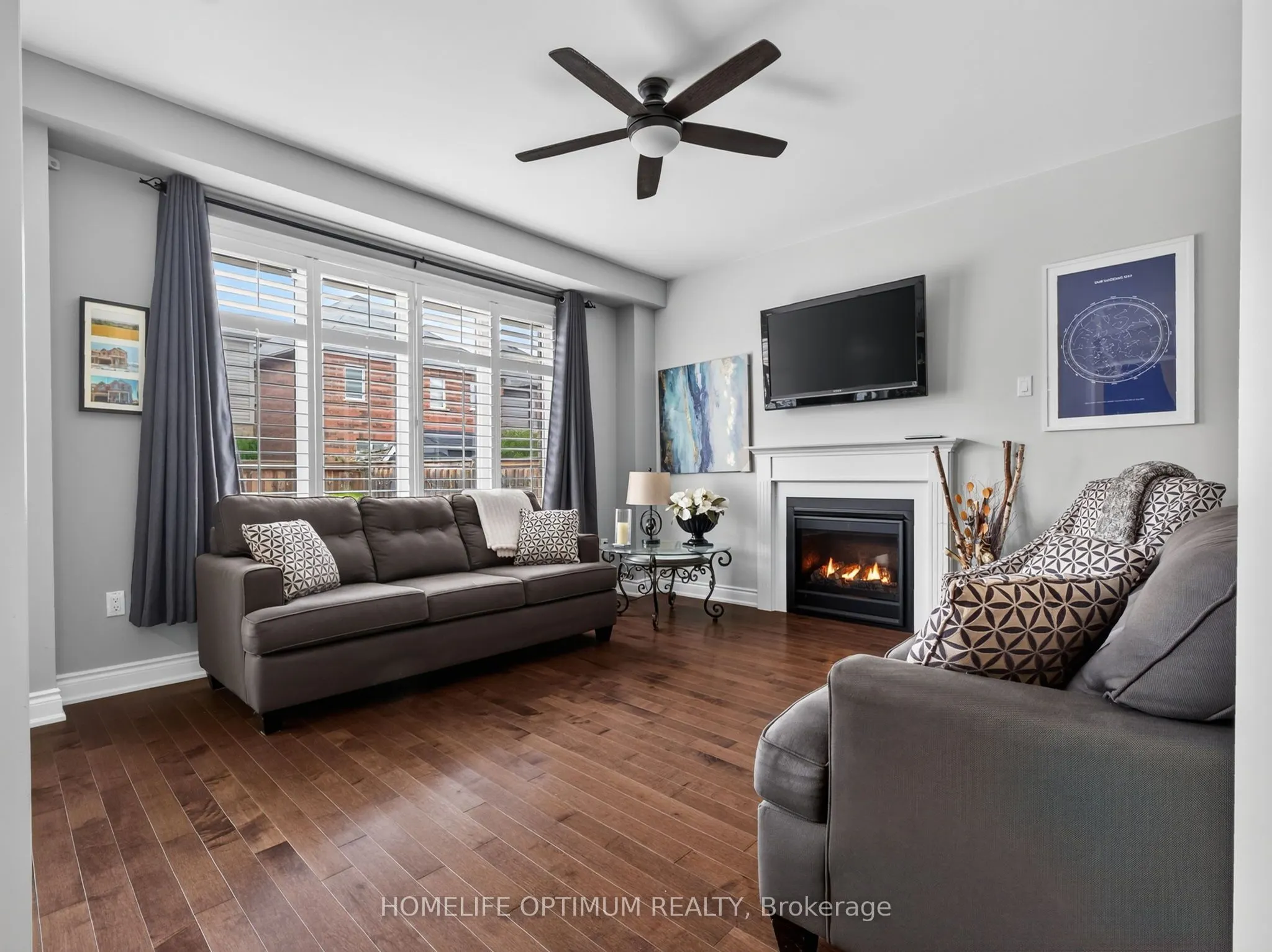 83 Strachan Trail
