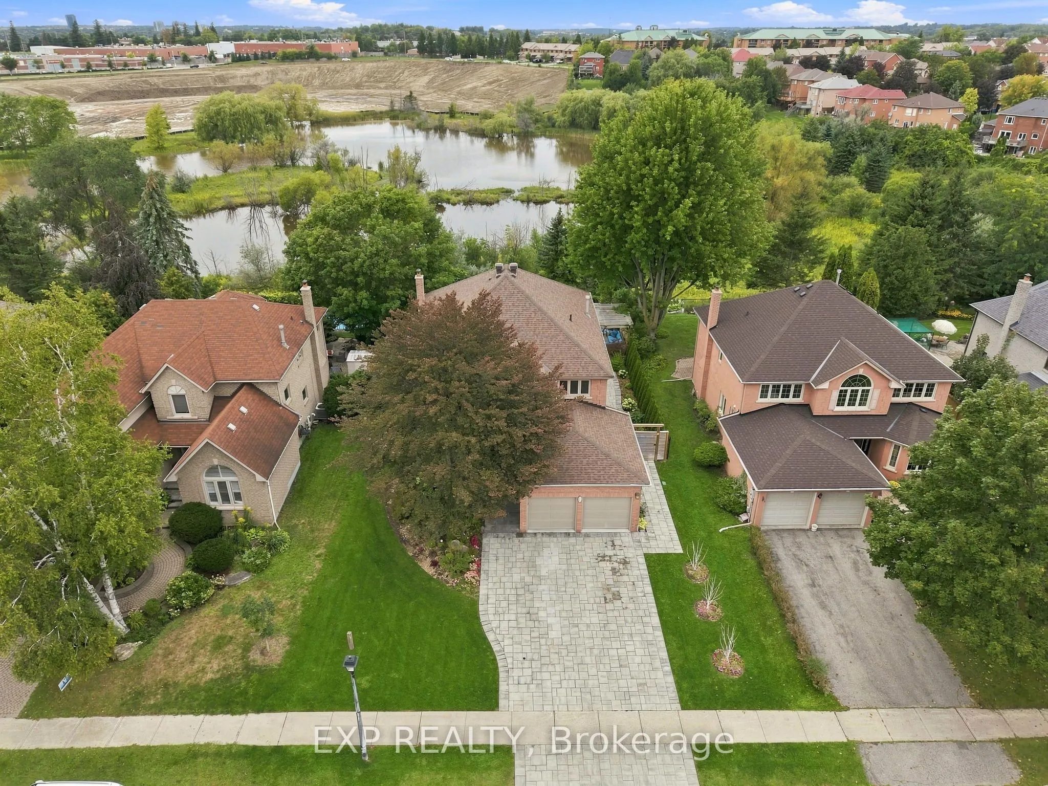 655 Culler Mews