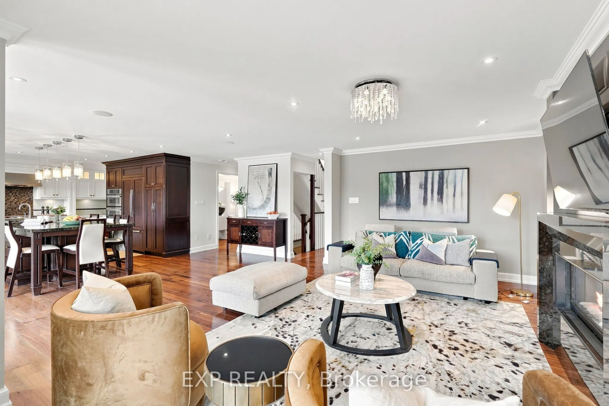655 Culler Mews