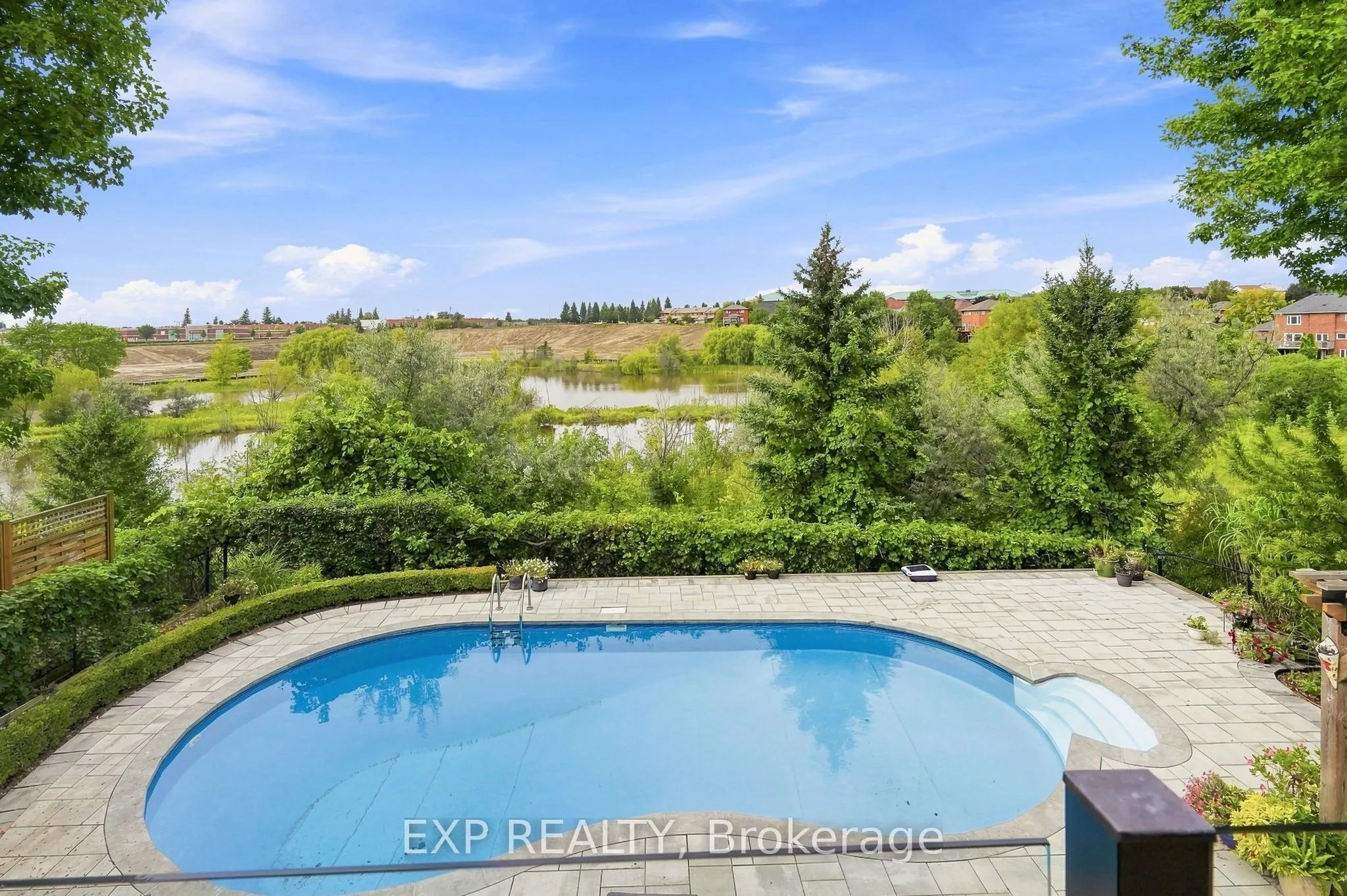 655 Culler Mews