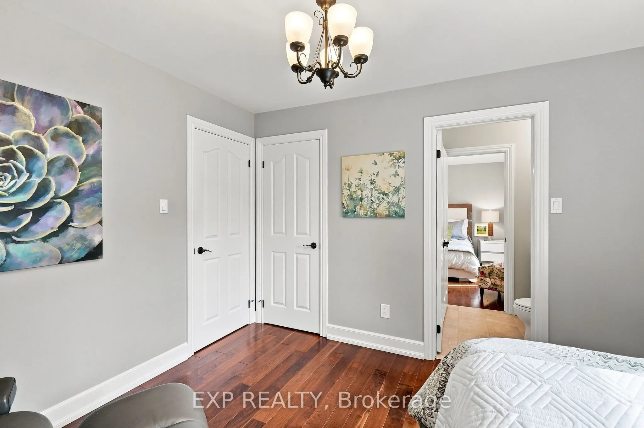 655 Culler Mews