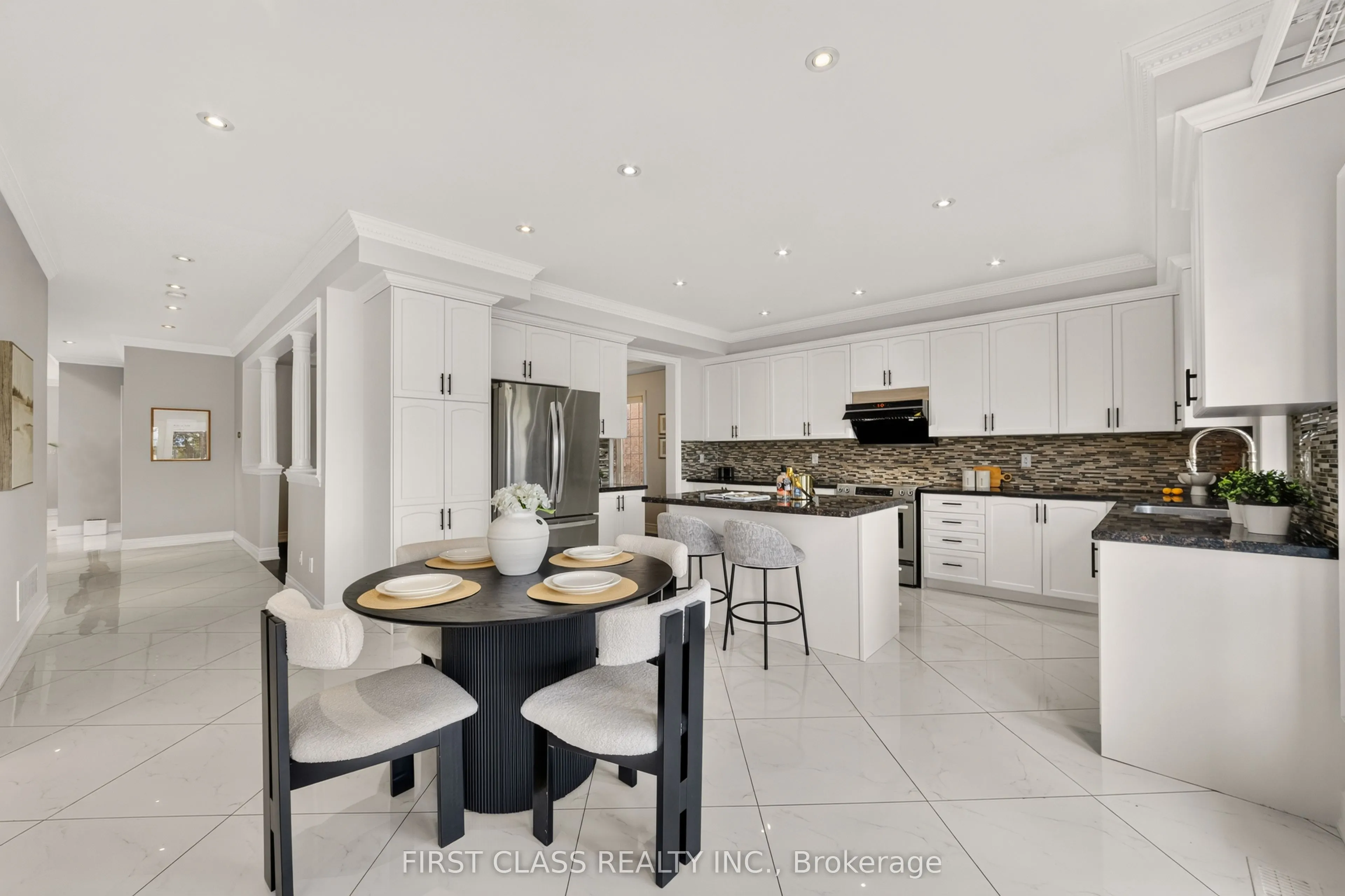 23 Lady Karen Crescent
