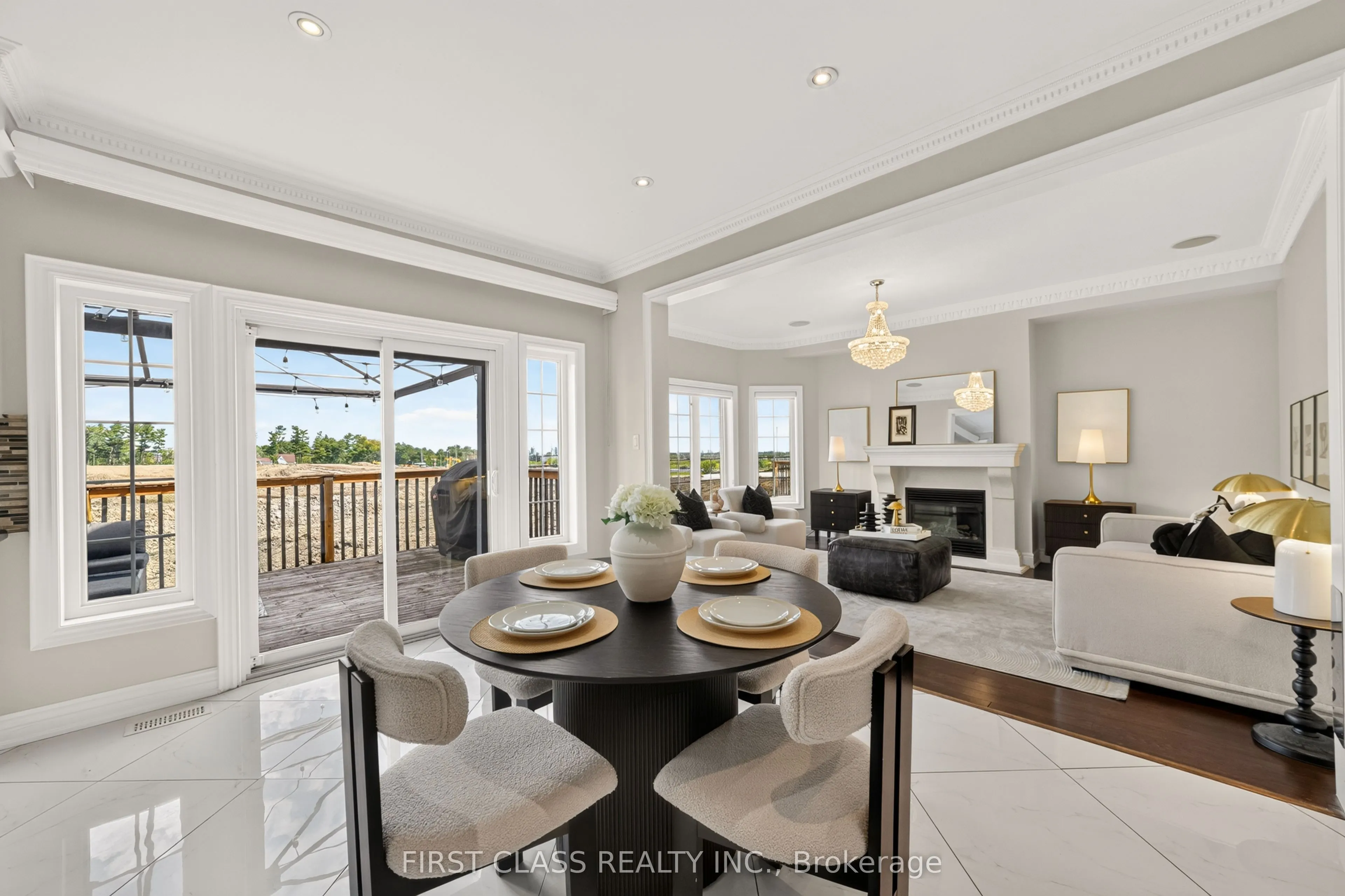 23 Lady Karen Crescent