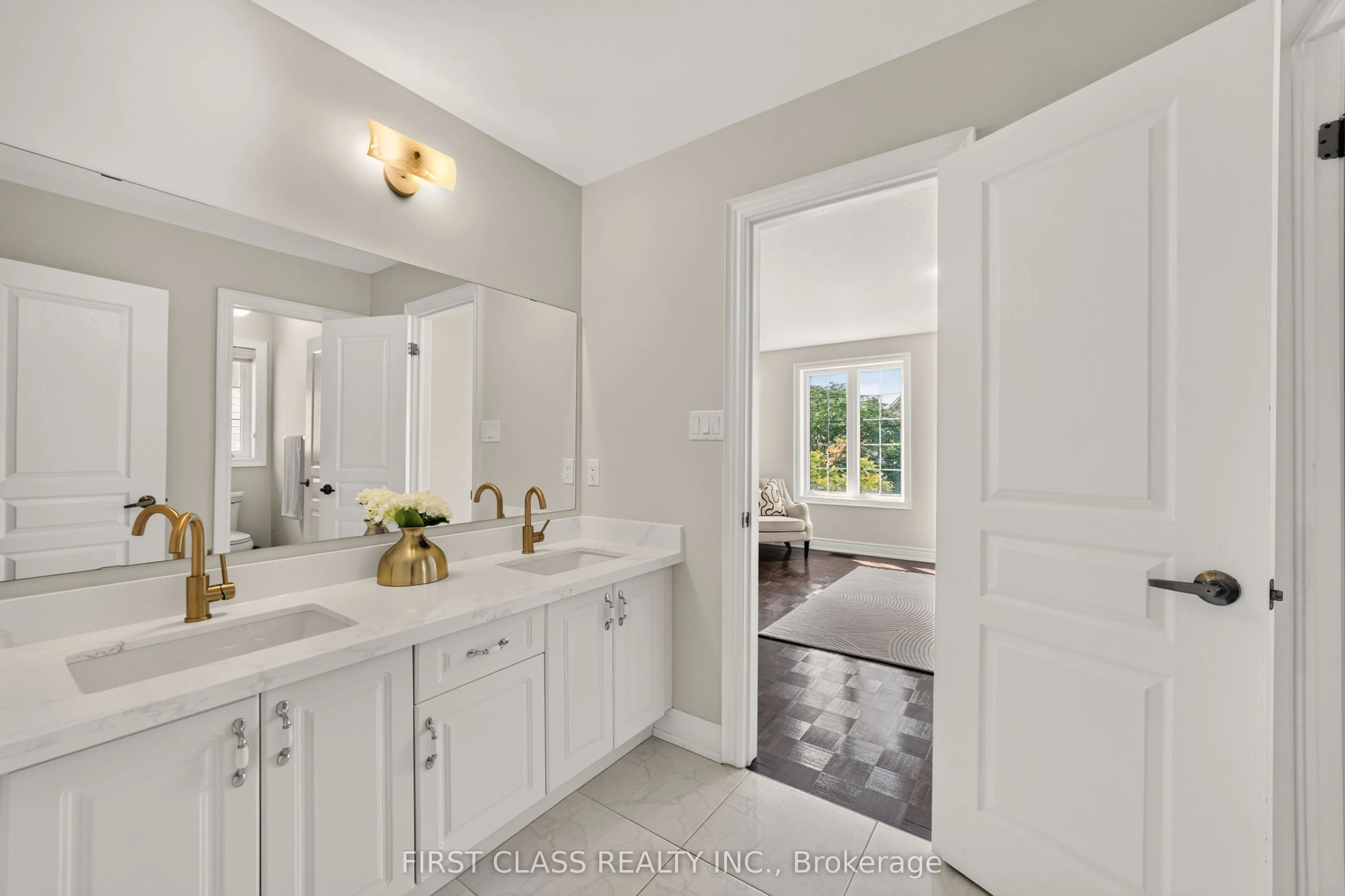 23 Lady Karen Crescent