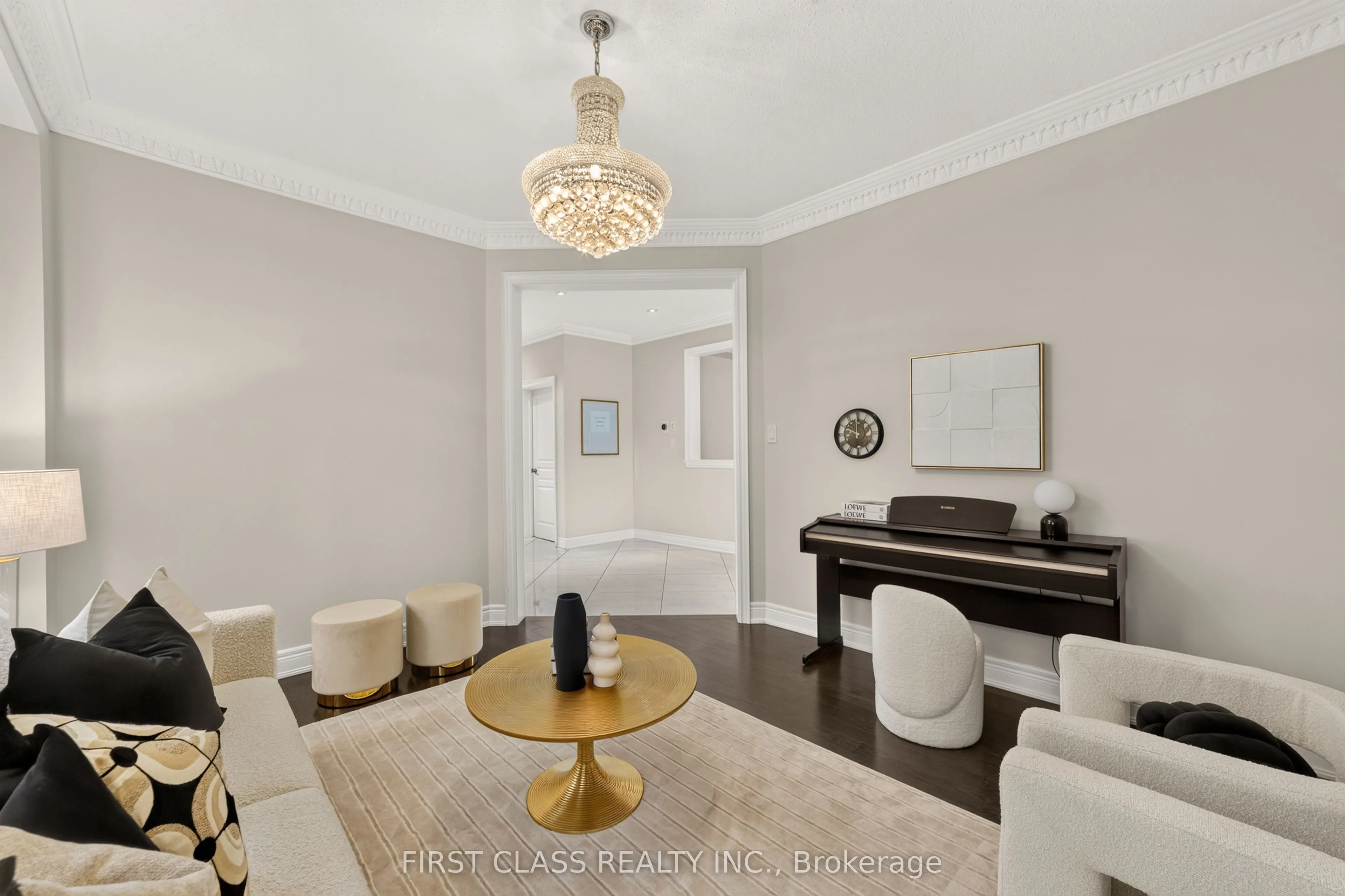 23 Lady Karen Crescent