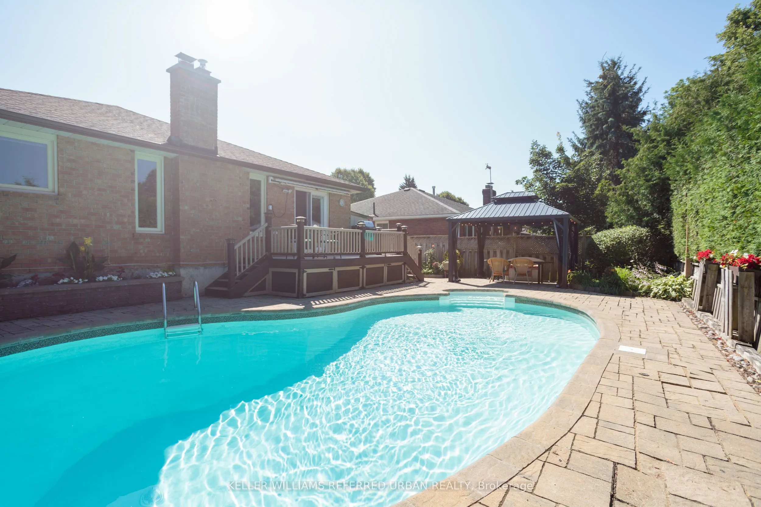 72 Munro Crescent