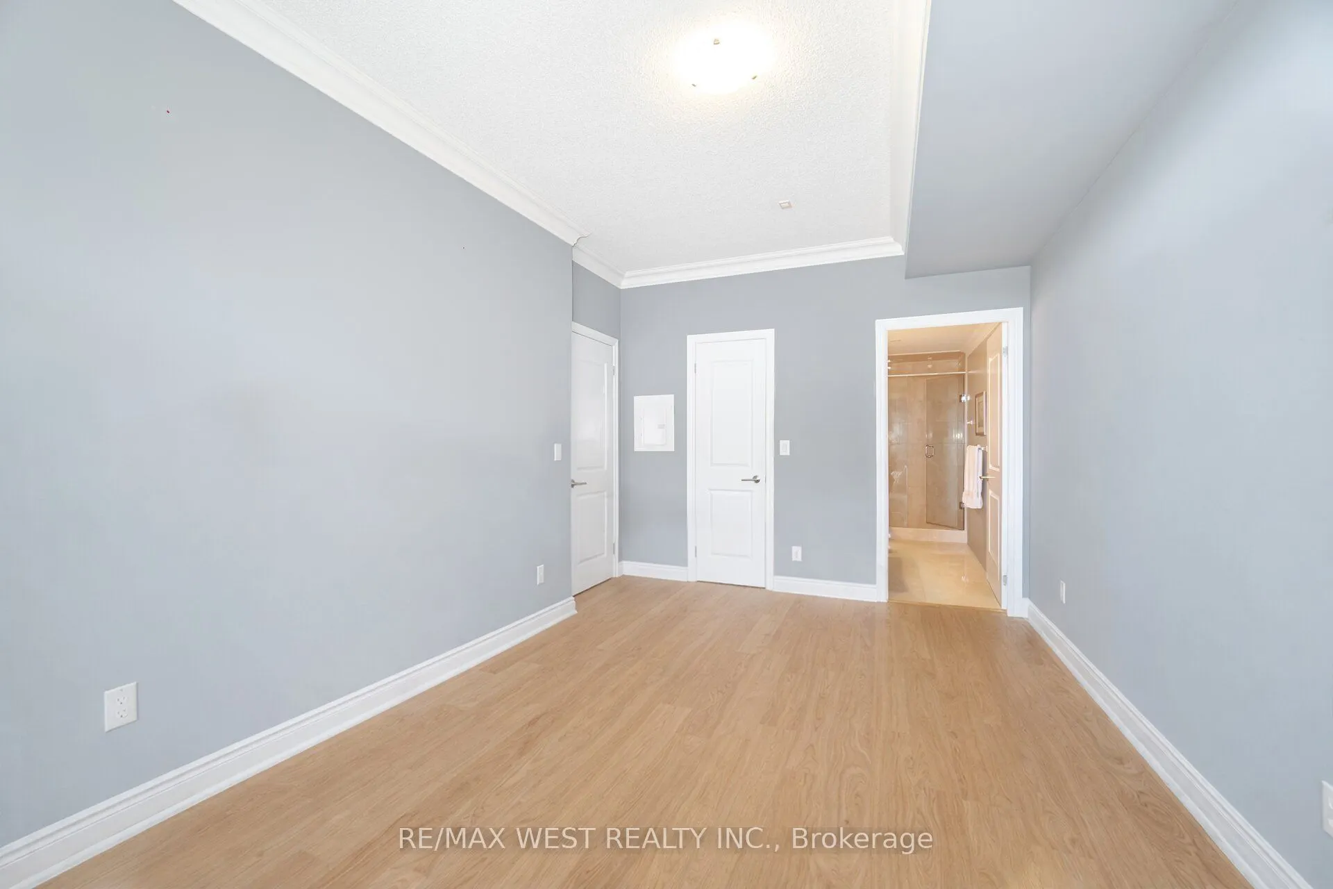 281 Woodbridge Avenue #509