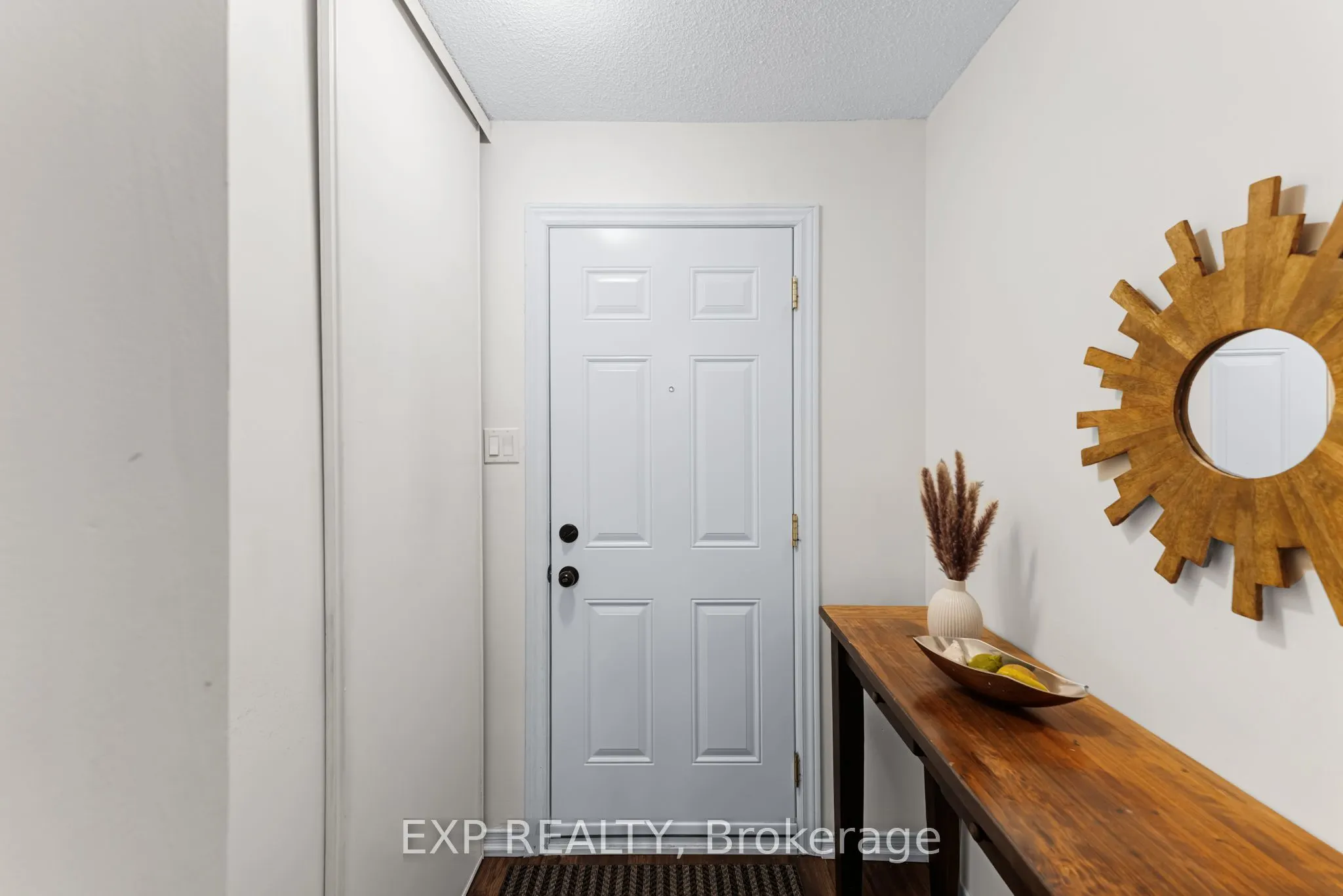 115 Main Street S #28