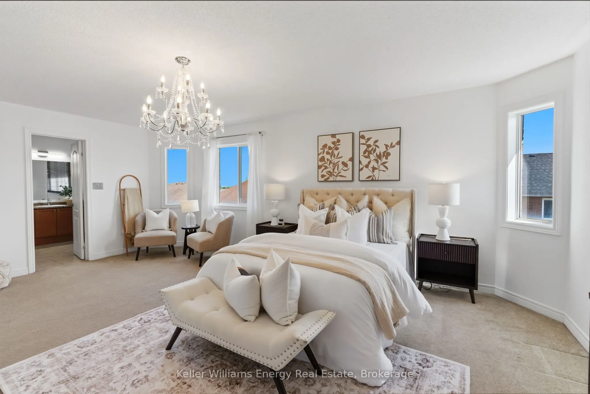 338 Dowson Loop