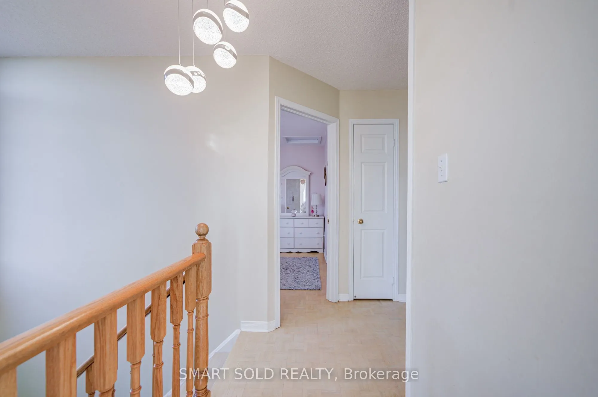 6 Sugarforest Drive