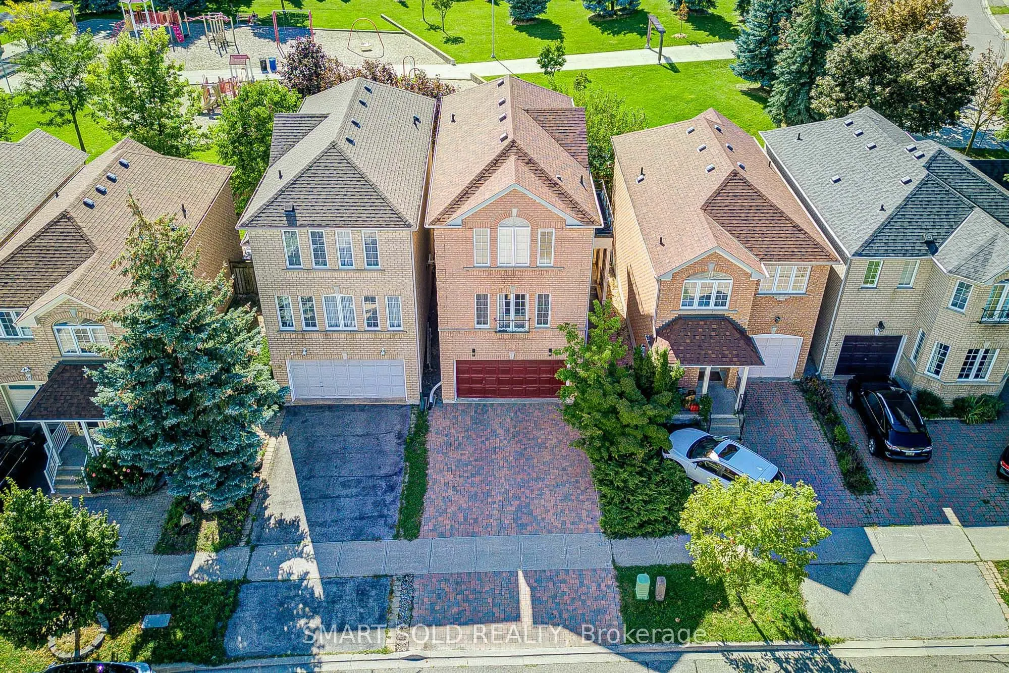 6 Sugarforest Drive
