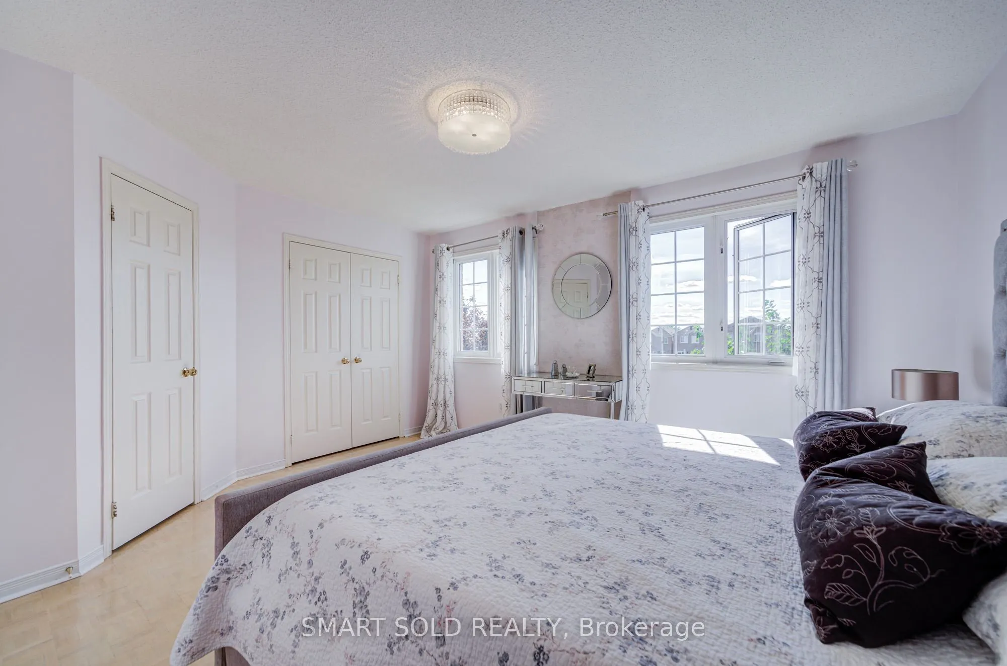 6 Sugarforest Drive