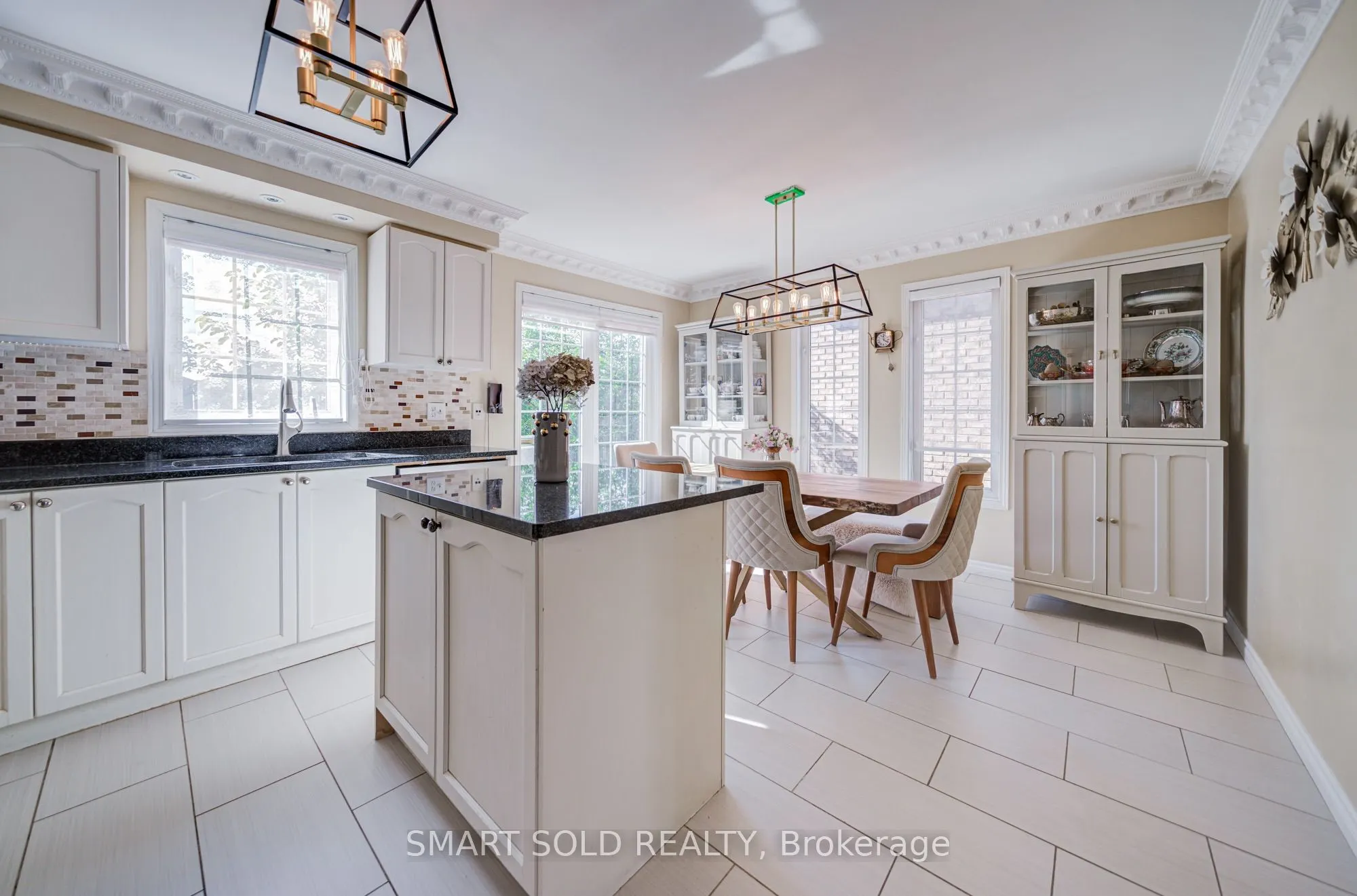 6 Sugarforest Drive