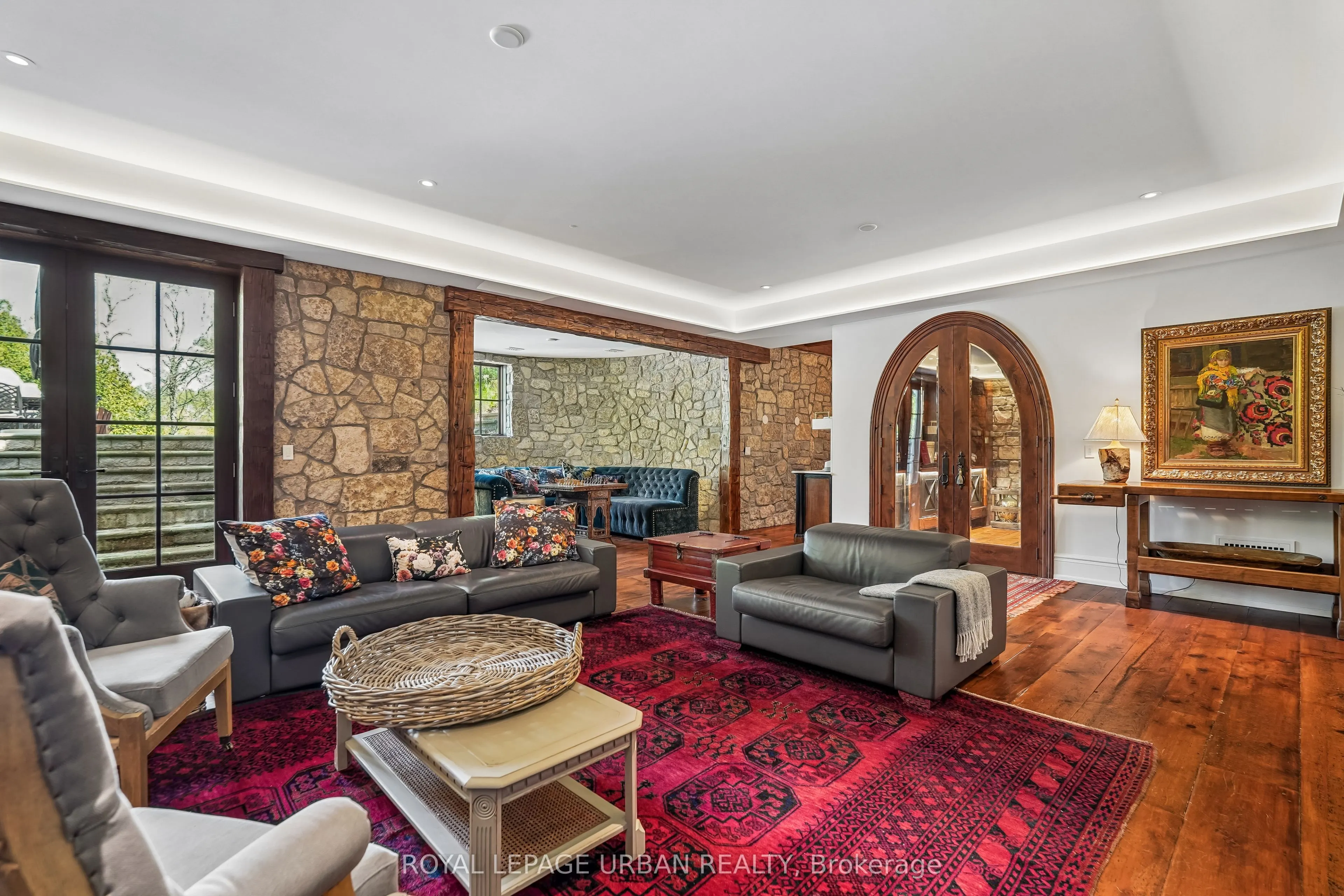 105 King Hills Lane