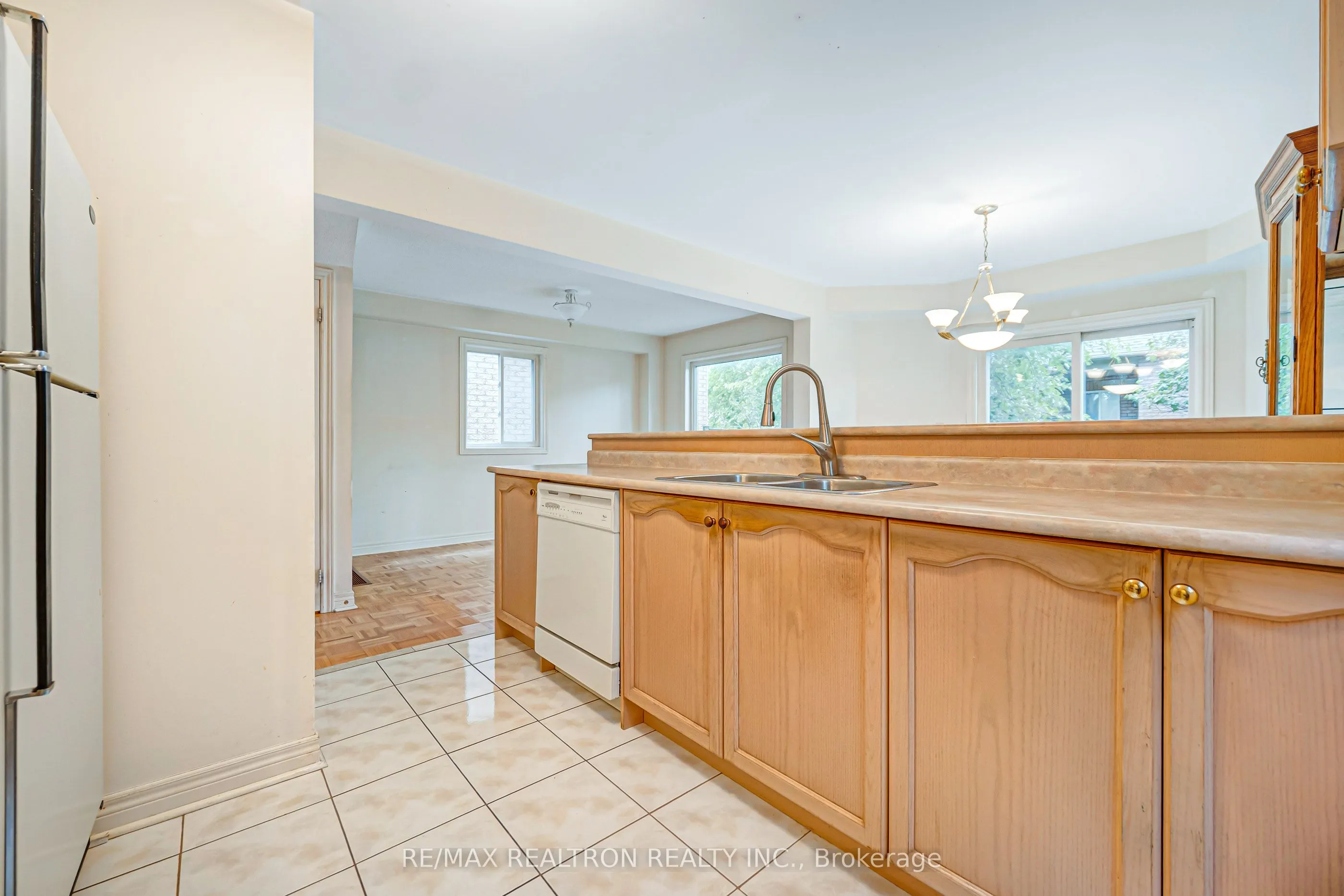 195 Kale Crescent