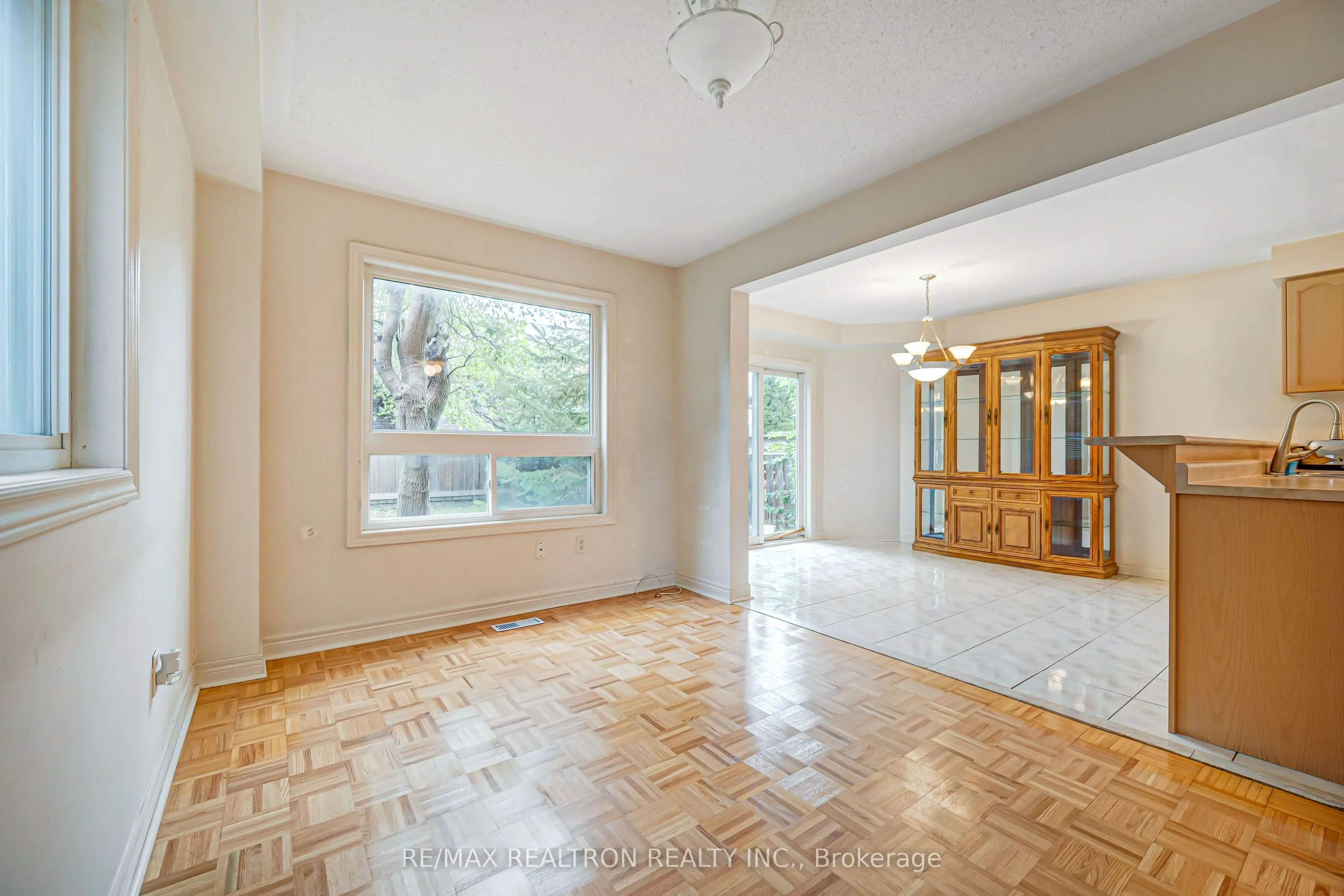 195 Kale Crescent