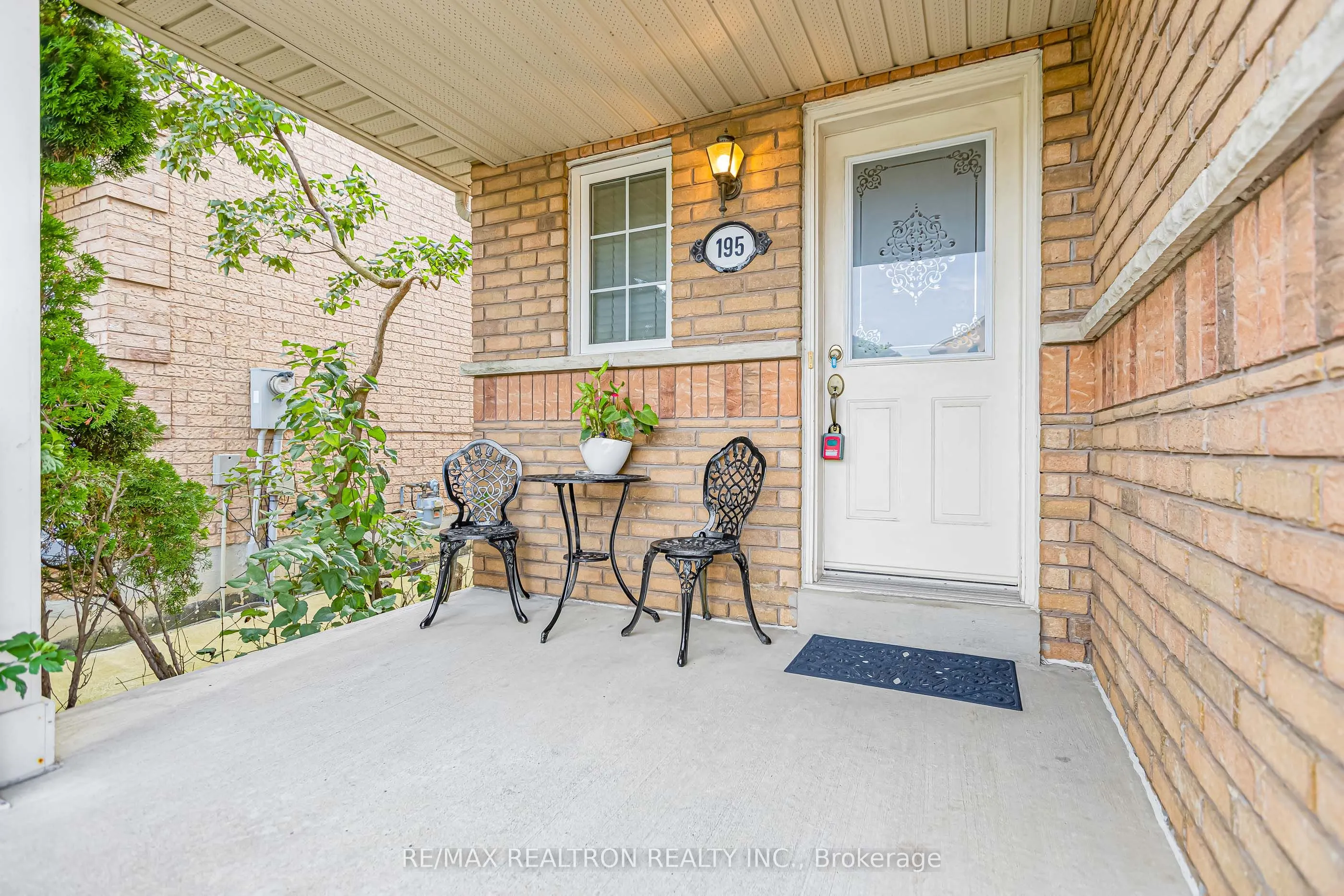 195 Kale Crescent