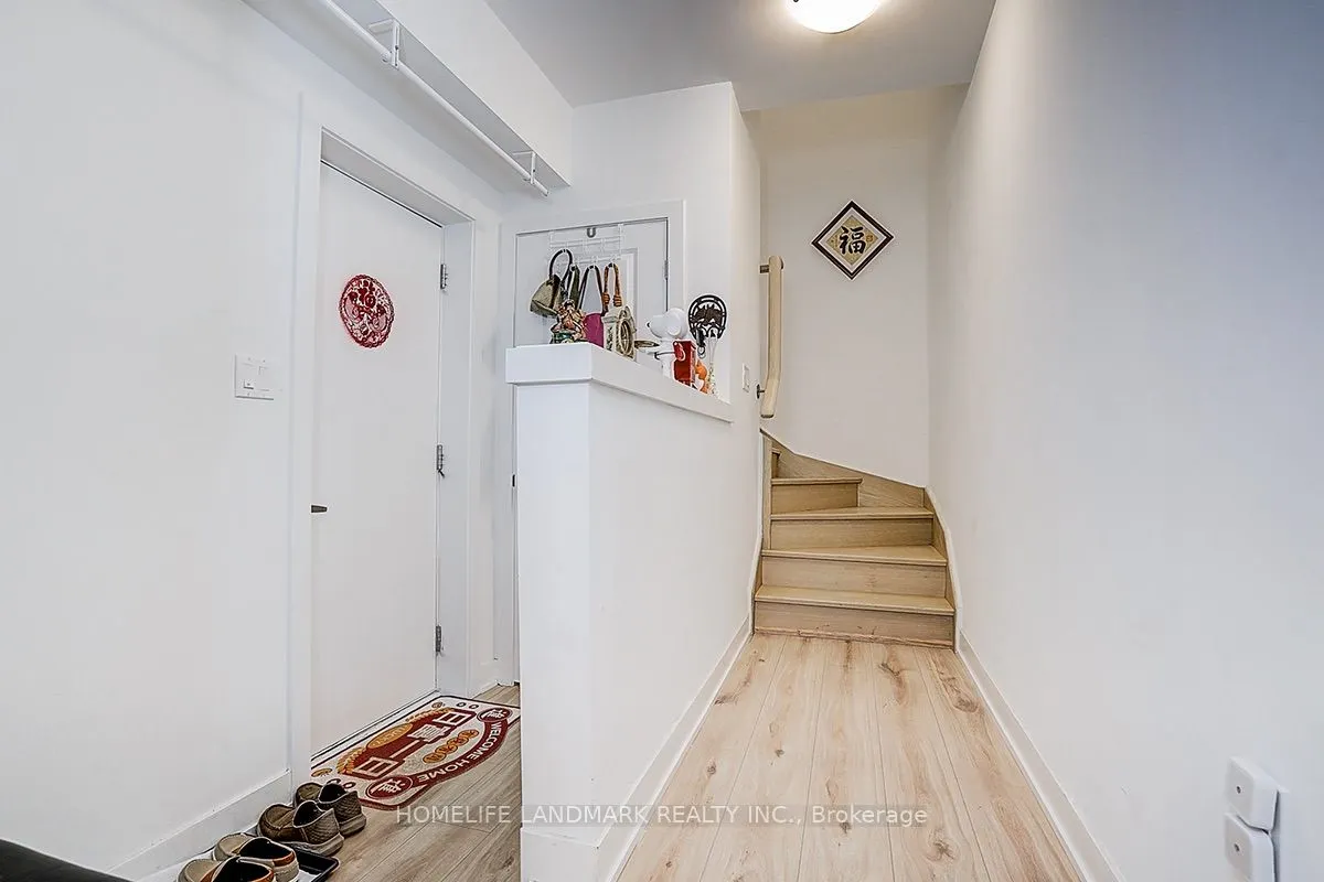 25 Sunbury Lane