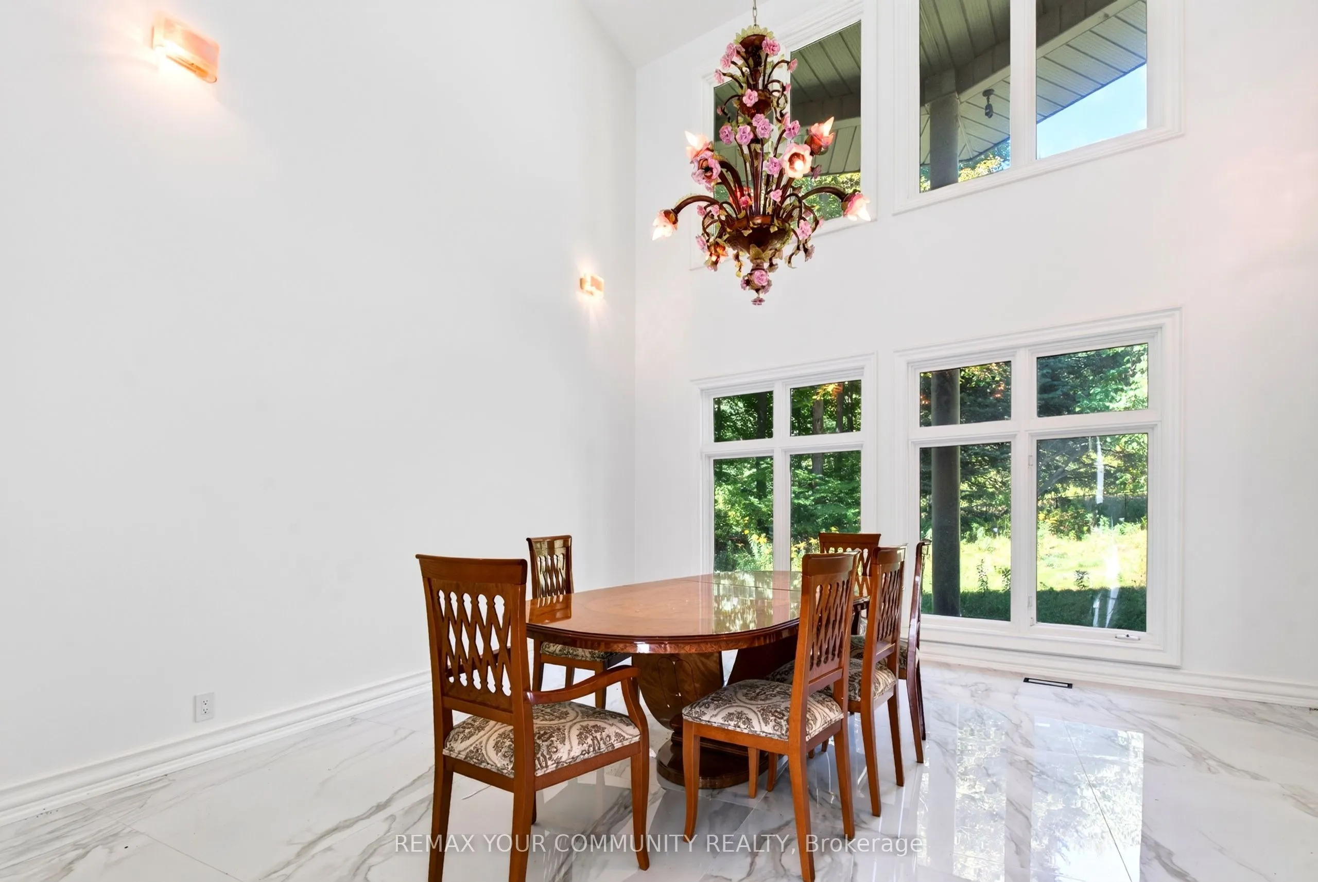 76 Silver Fox Place