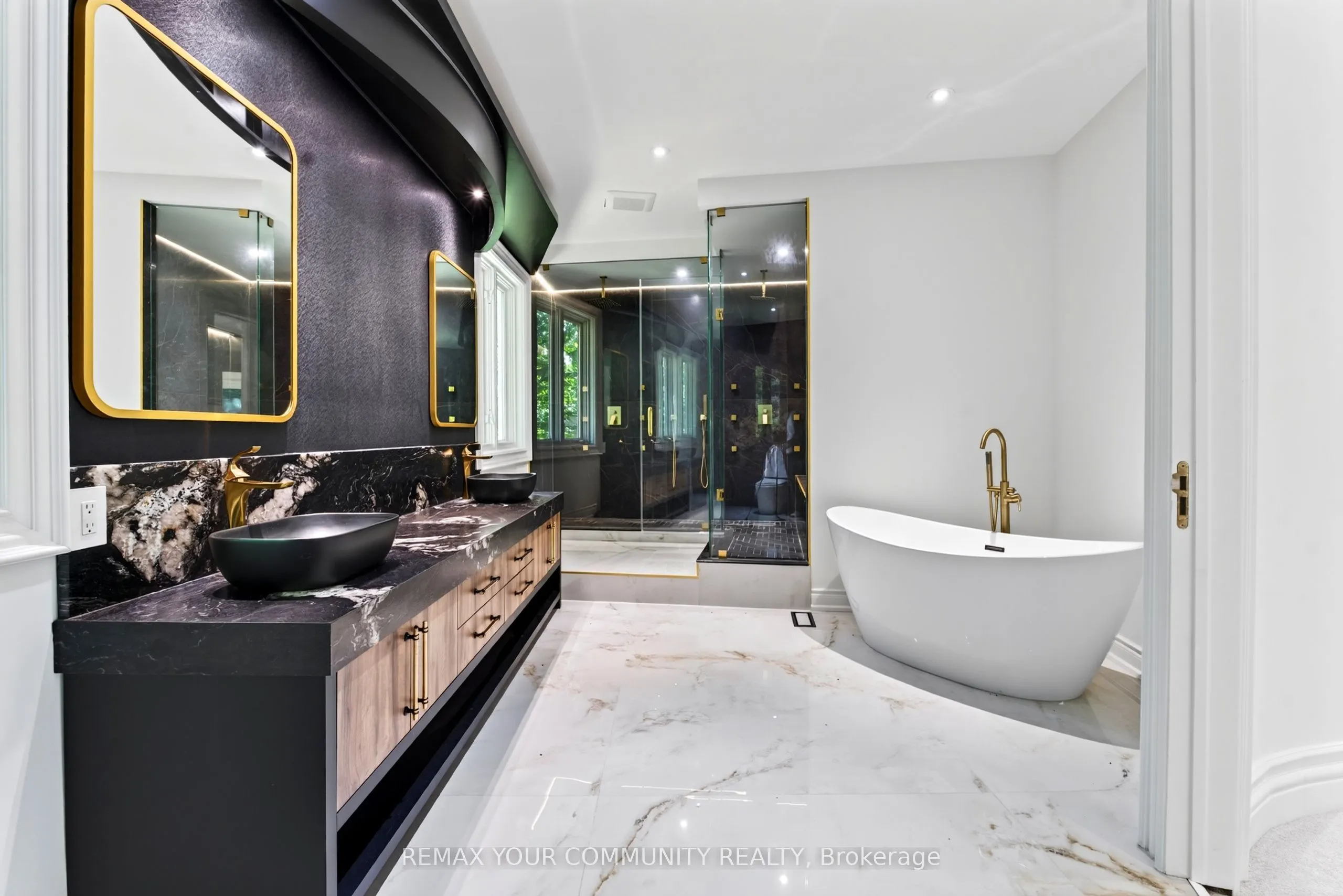 76 Silver Fox Place