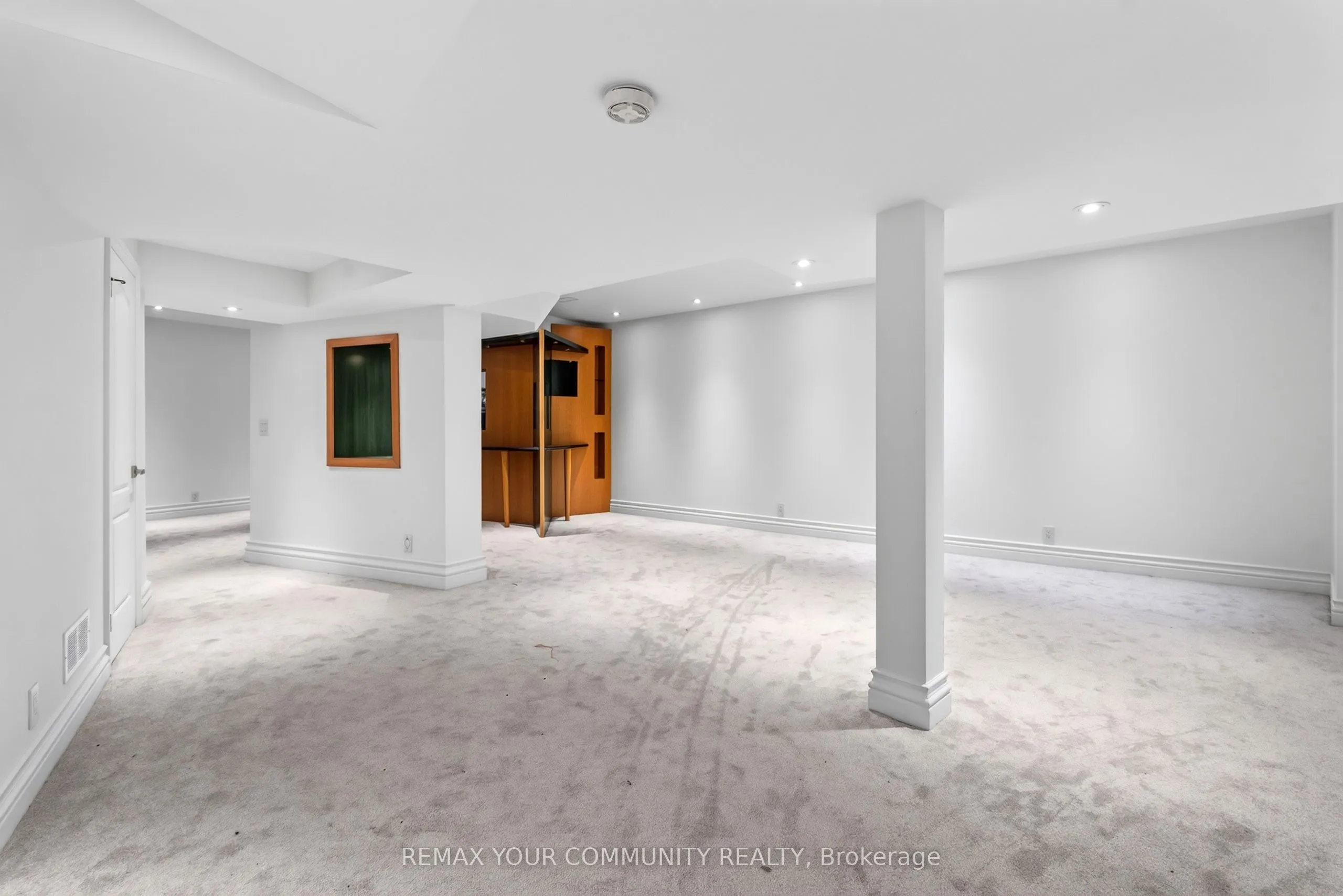76 Silver Fox Place