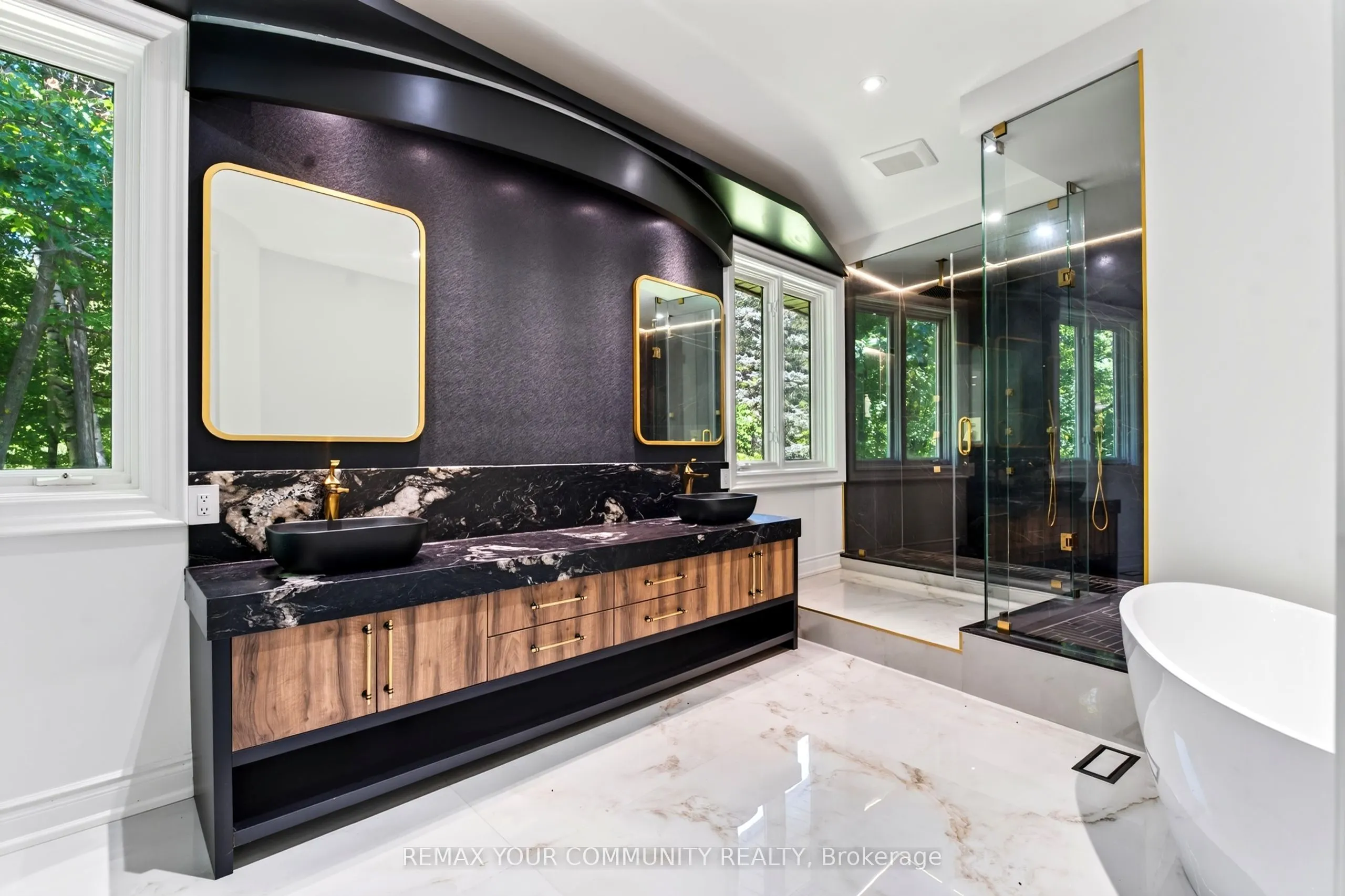 76 Silver Fox Place