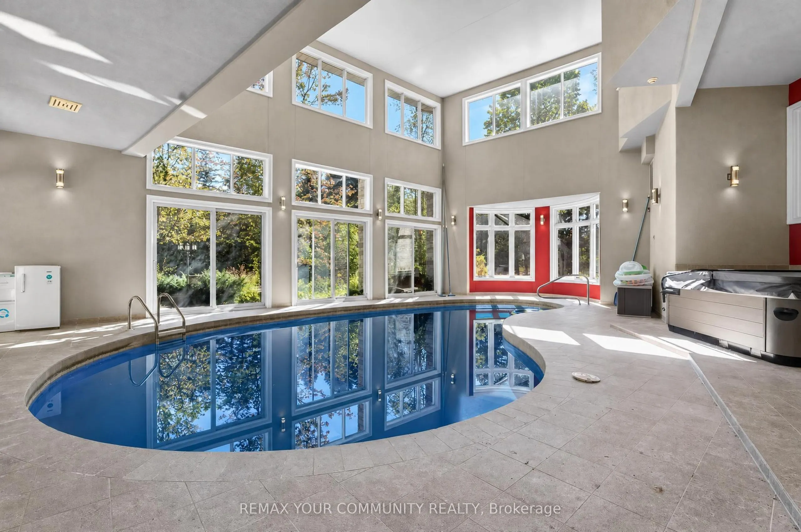 76 Silver Fox Place