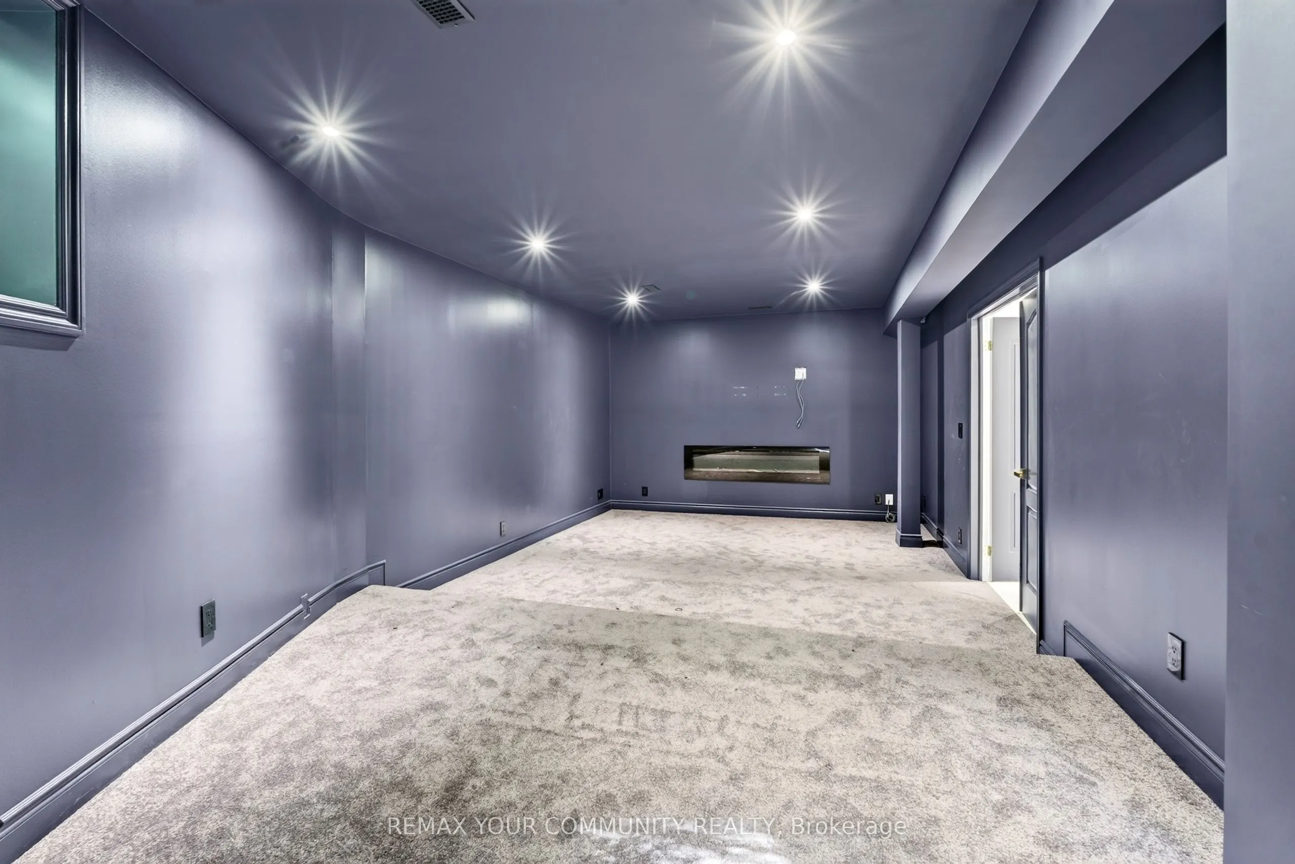 76 Silver Fox Place